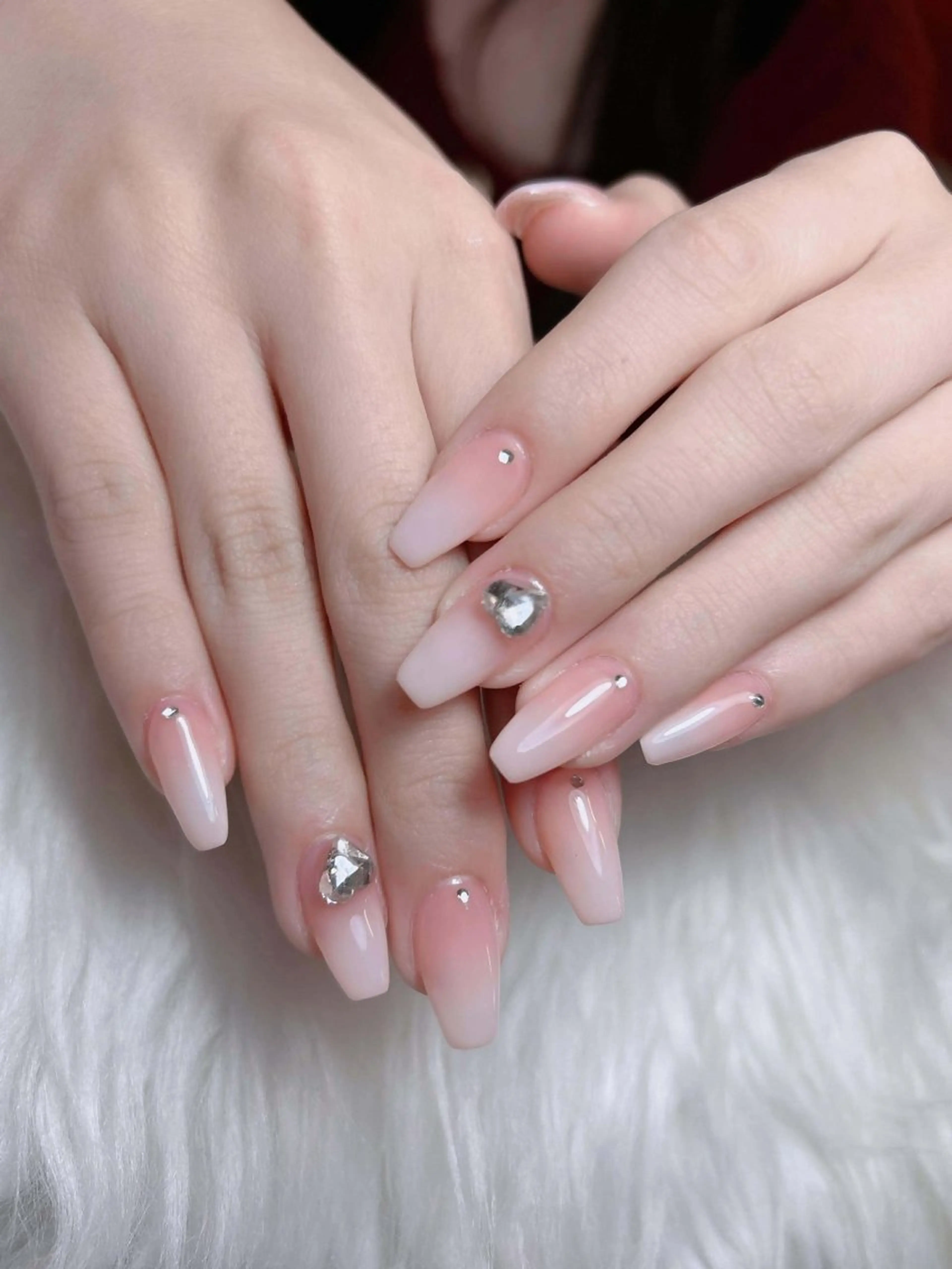 ネイル オーロラネイル チークネイル フットネイル フレンチネイル 韓国ネイル ハンドネイル Lumi Nailのネイルデザイン