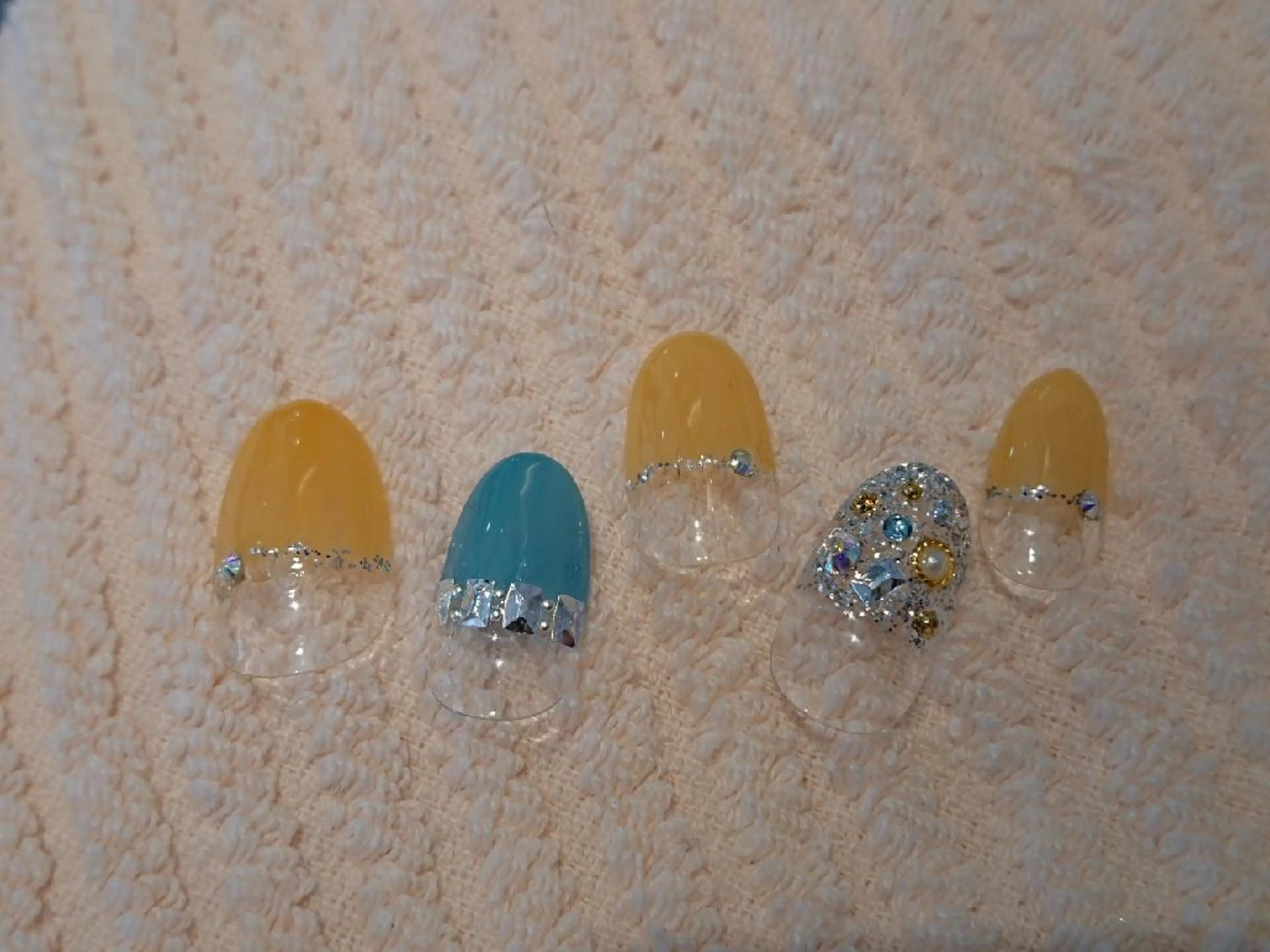 ネイル フレンチネイル キラキラネイル 市川駅 ✿中津のネイルデザイン