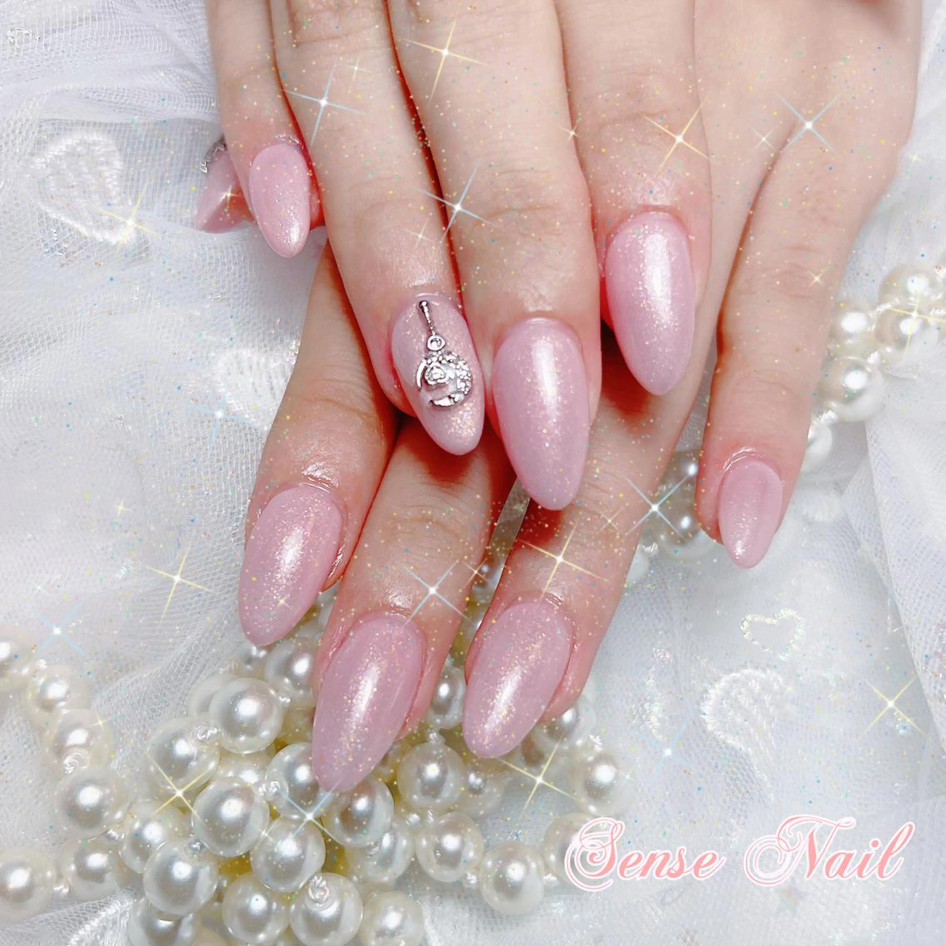 ネイル Kurieitibu 🍬Byu~tīのネイルデザイン