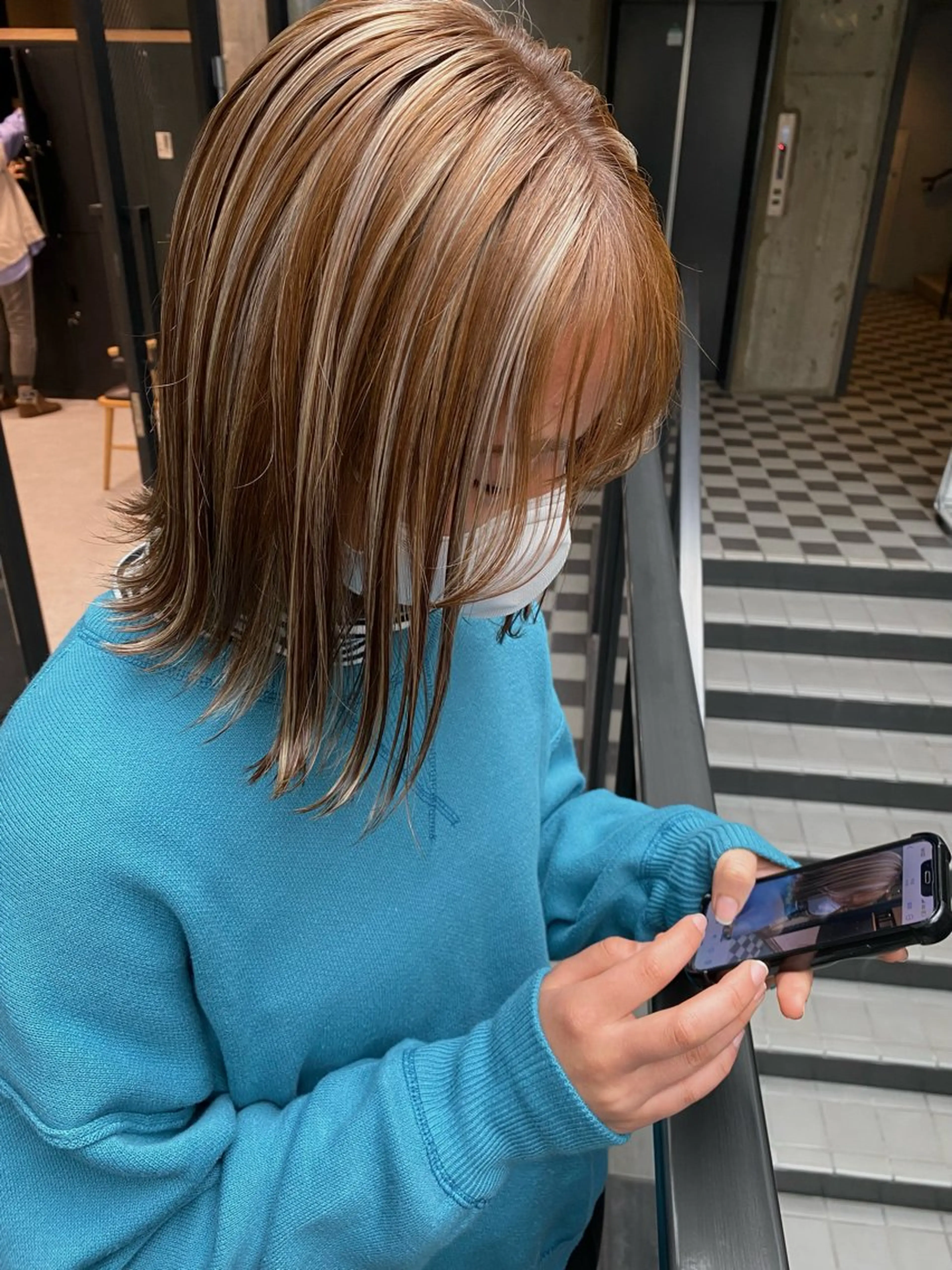 ミディアム カラー ヘアカラー ♡ハイライトカラー shinri♡のヘアスタイル