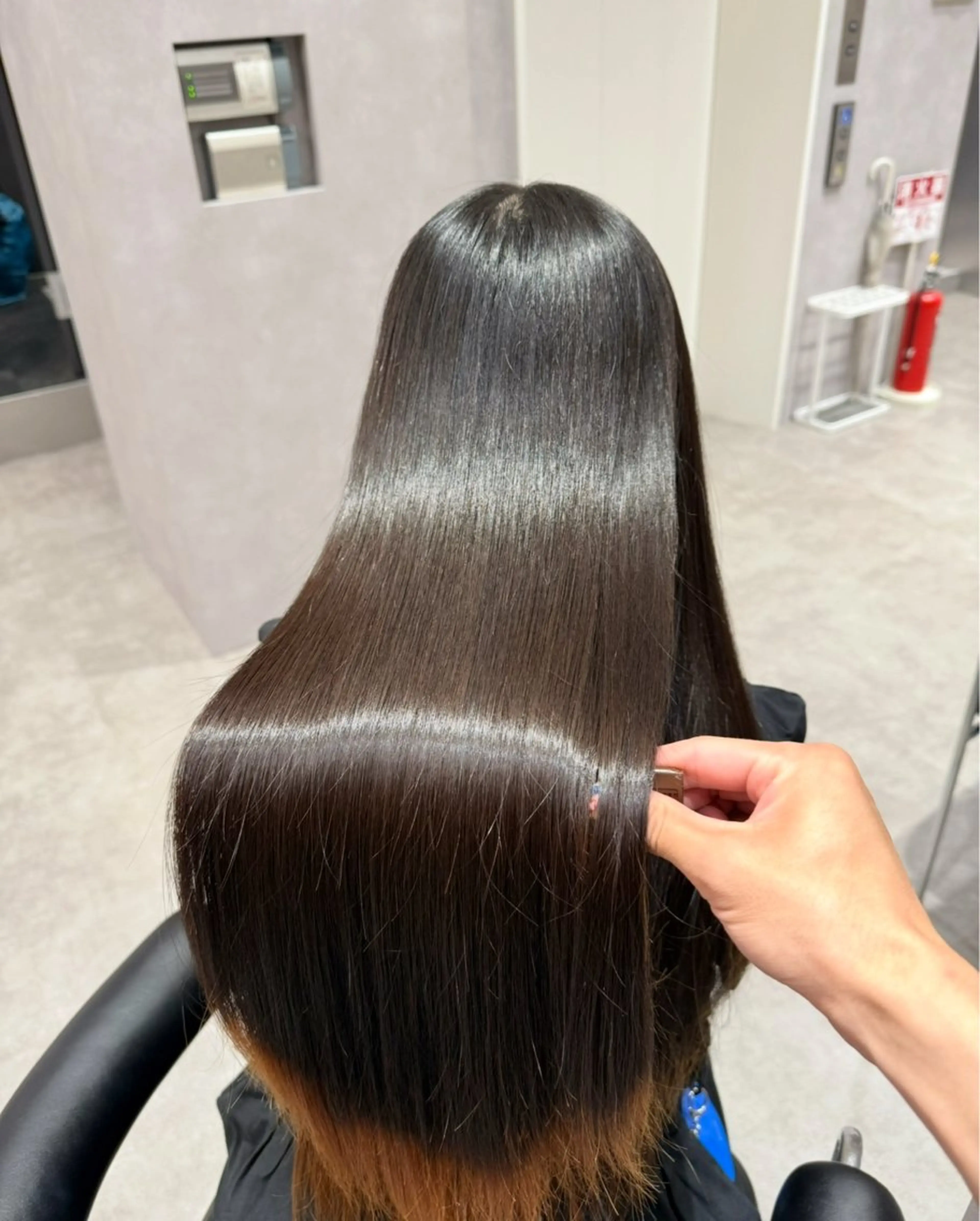 ロング カラー パーマ ヘアアレンジ 髪質改善 縮毛矯正 トリートメント ストレートパーマ 縮毛矯正 トリートメント salowin新宿East3階所属・艶美髪/髪質改善 /縮毛矯正/木元渓太のヘアスタイル