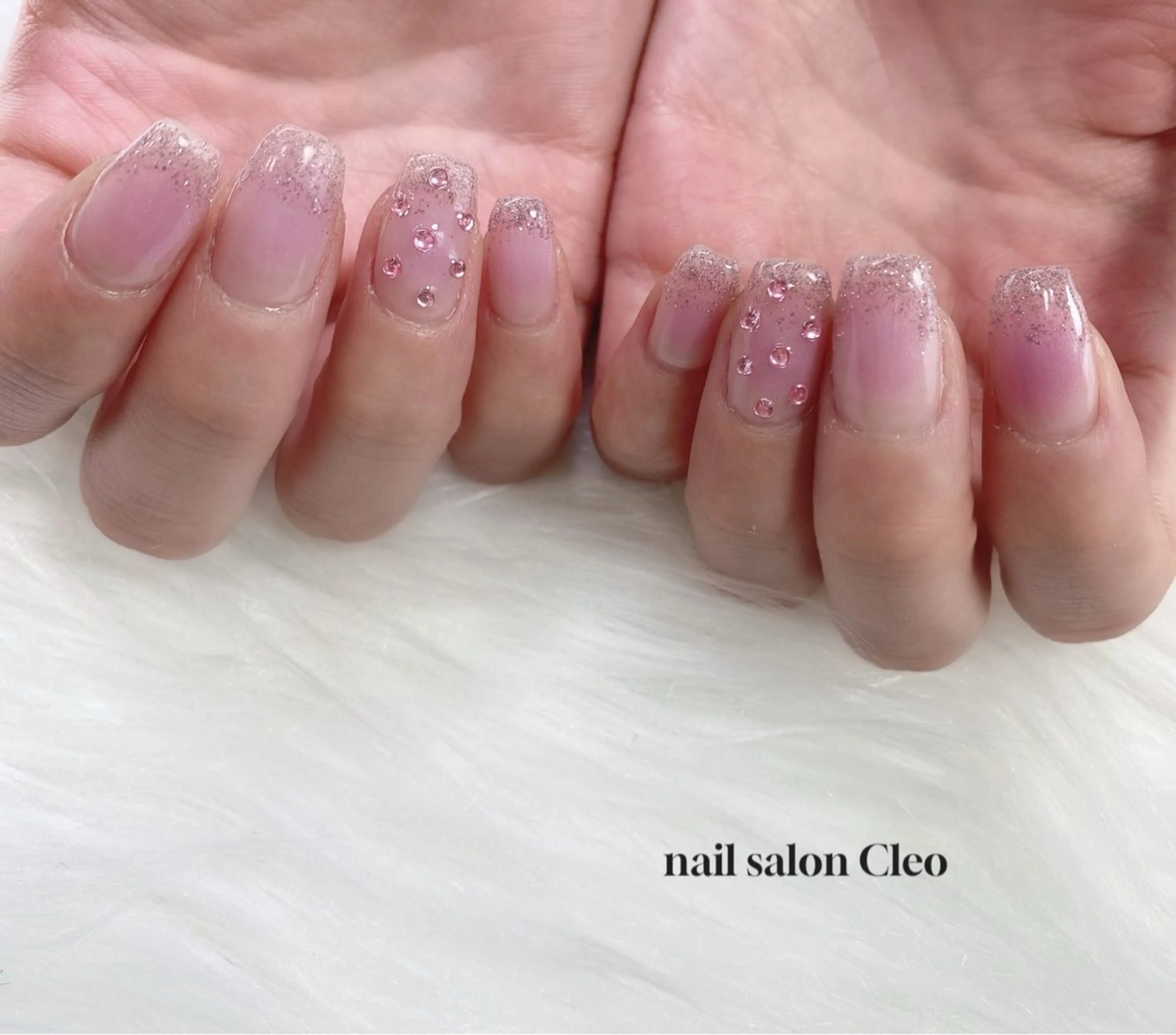 ネイル チークネイル フラッシュネイル ジェルネイル グラデーション シンプルネイル Cleo クレオのネイルデザイン