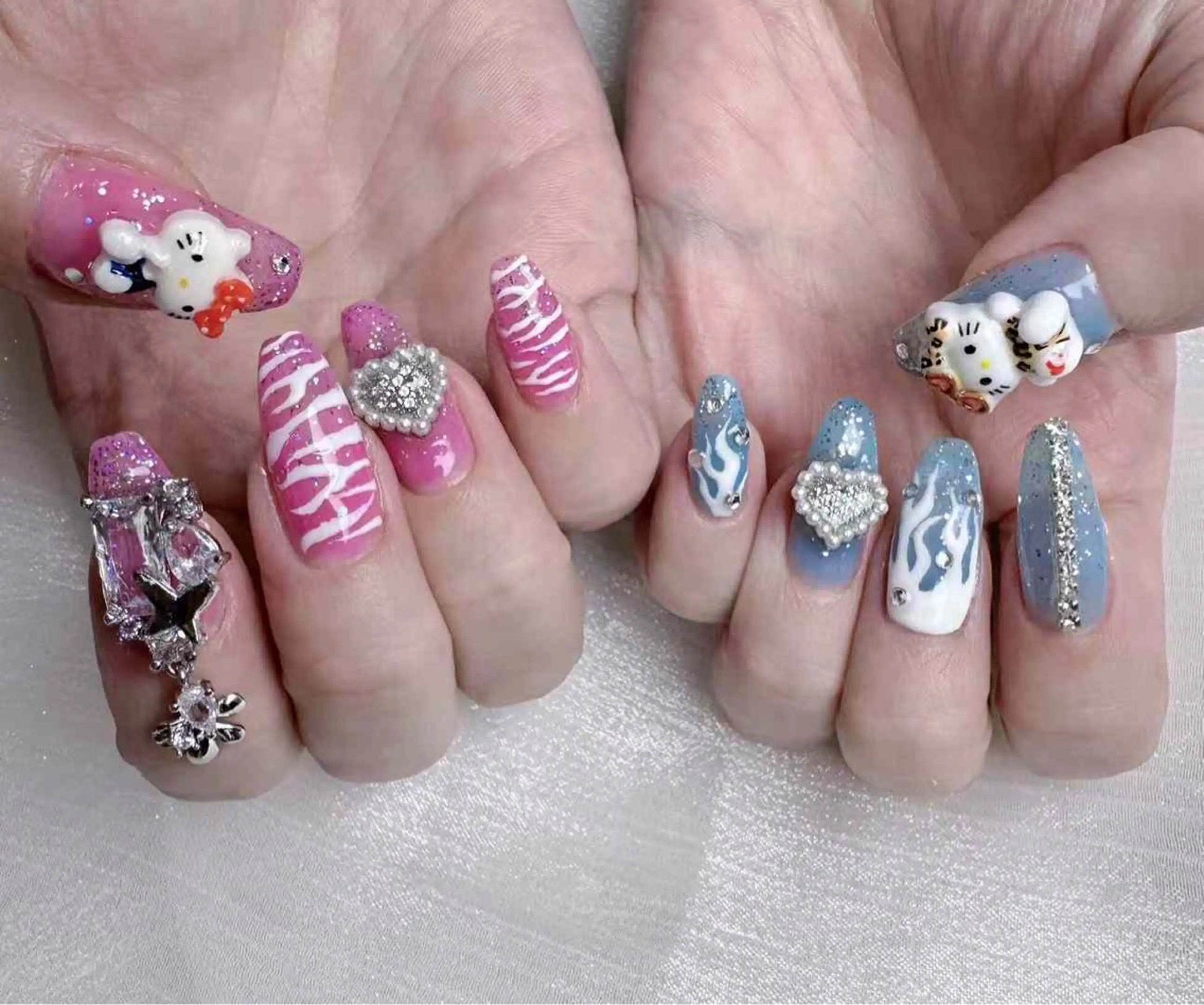 ネイル アートネイル フットネイル ジェルネイル マグネットネイル ミラーネイル Babarla Nailのネイルデザイン