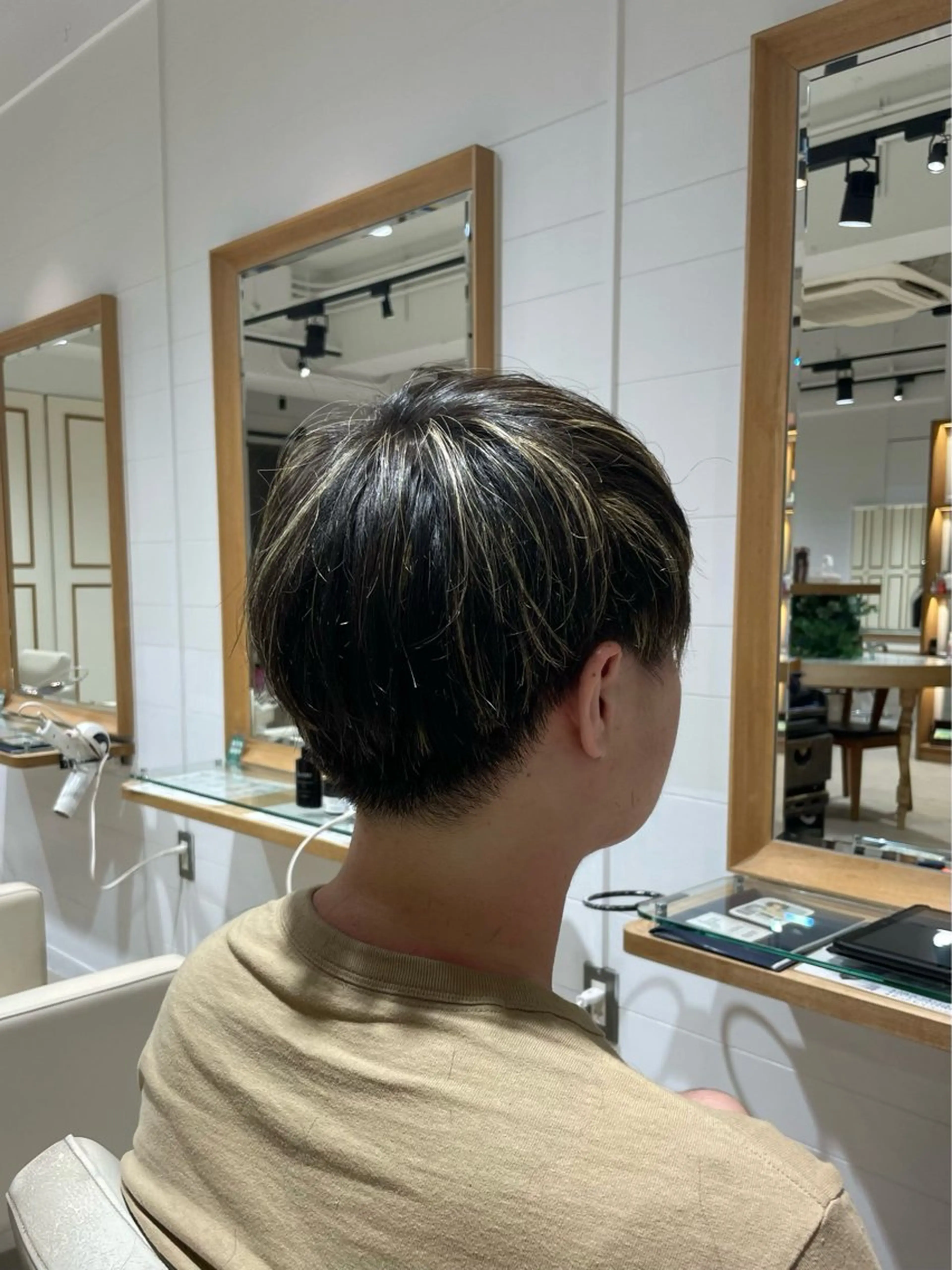 メンズ カット 🐝メンズハイライト …Rioのヘアスタイル