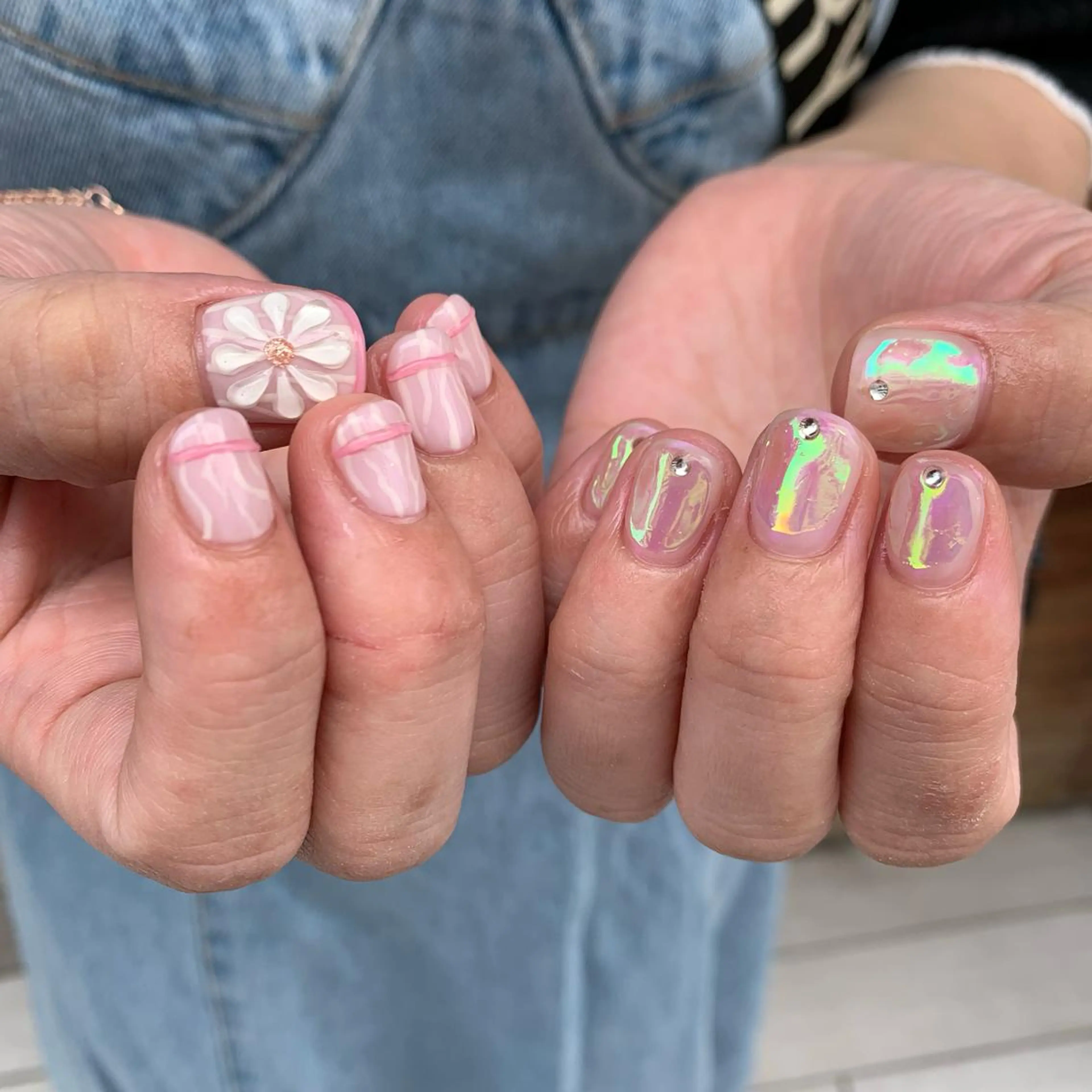 ネイル おそろいネイル 鈴木 まゆのネイルデザイン