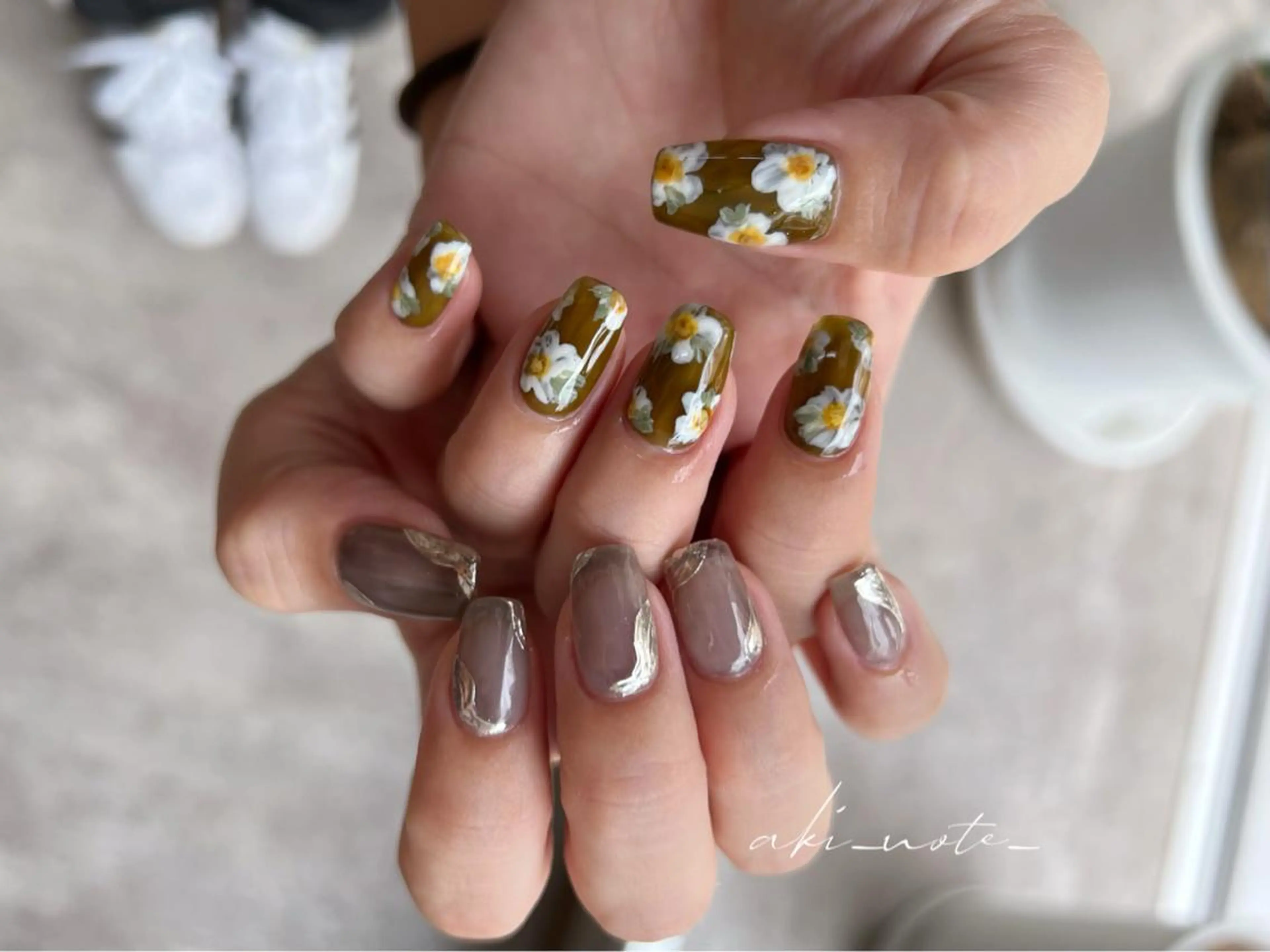 ネイル ハンドネイル フットネイル GRANDE大須 栄/店長 aki🌙のネイルデザイン