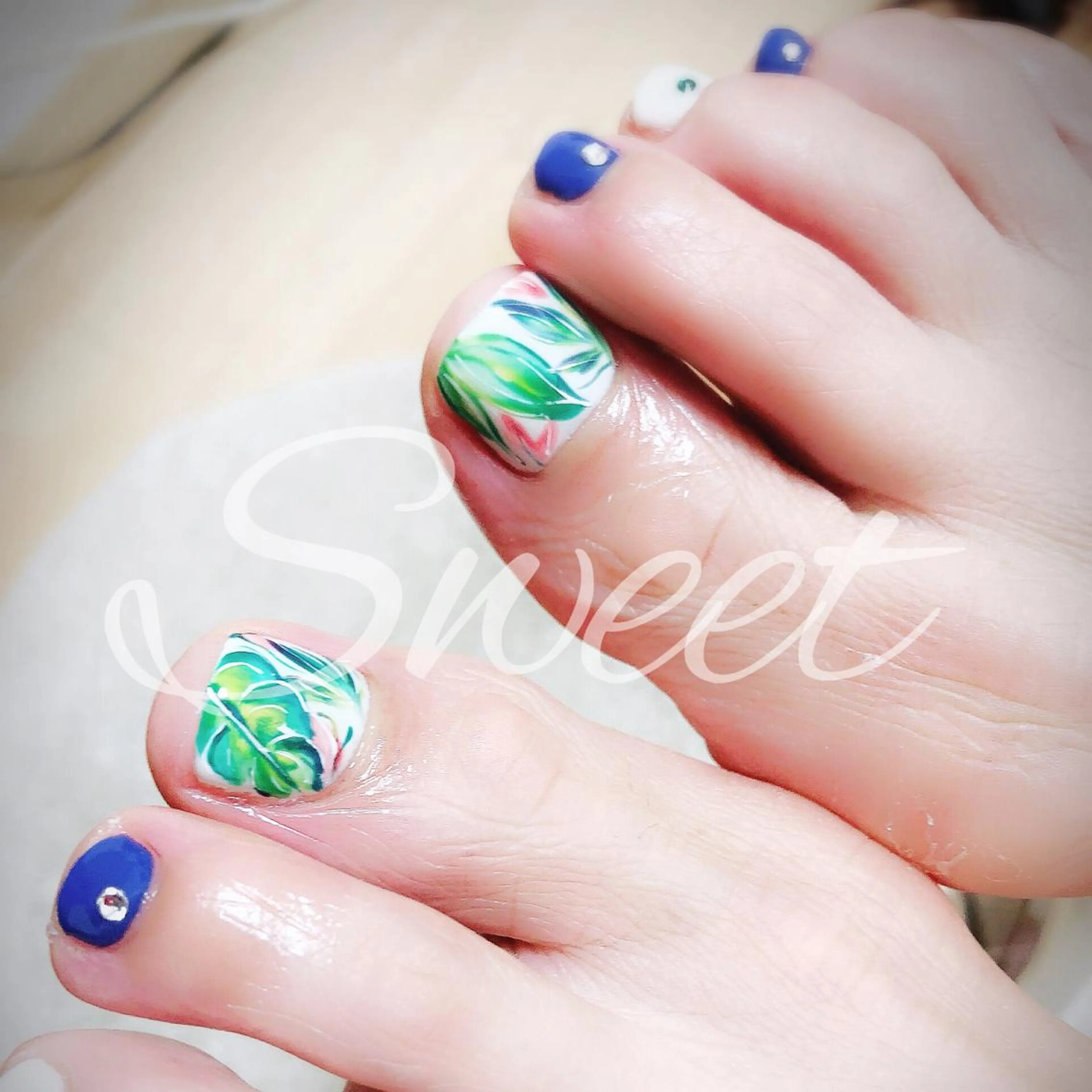 ネイル sweet 仲野陽子のネイルデザイン