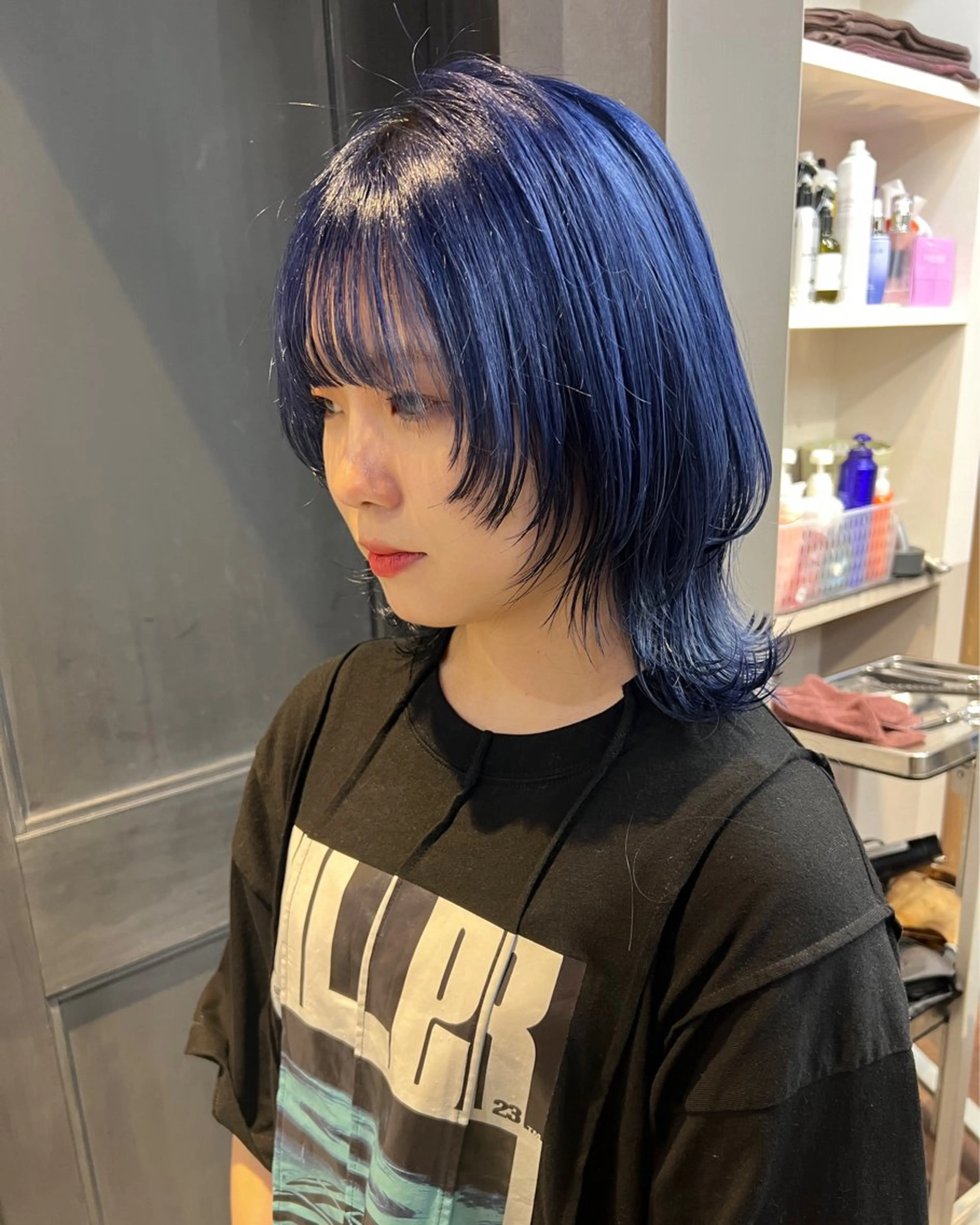 ミディアム ブリーチ/ウルフ ハッシュカット/石山のヘアスタイル