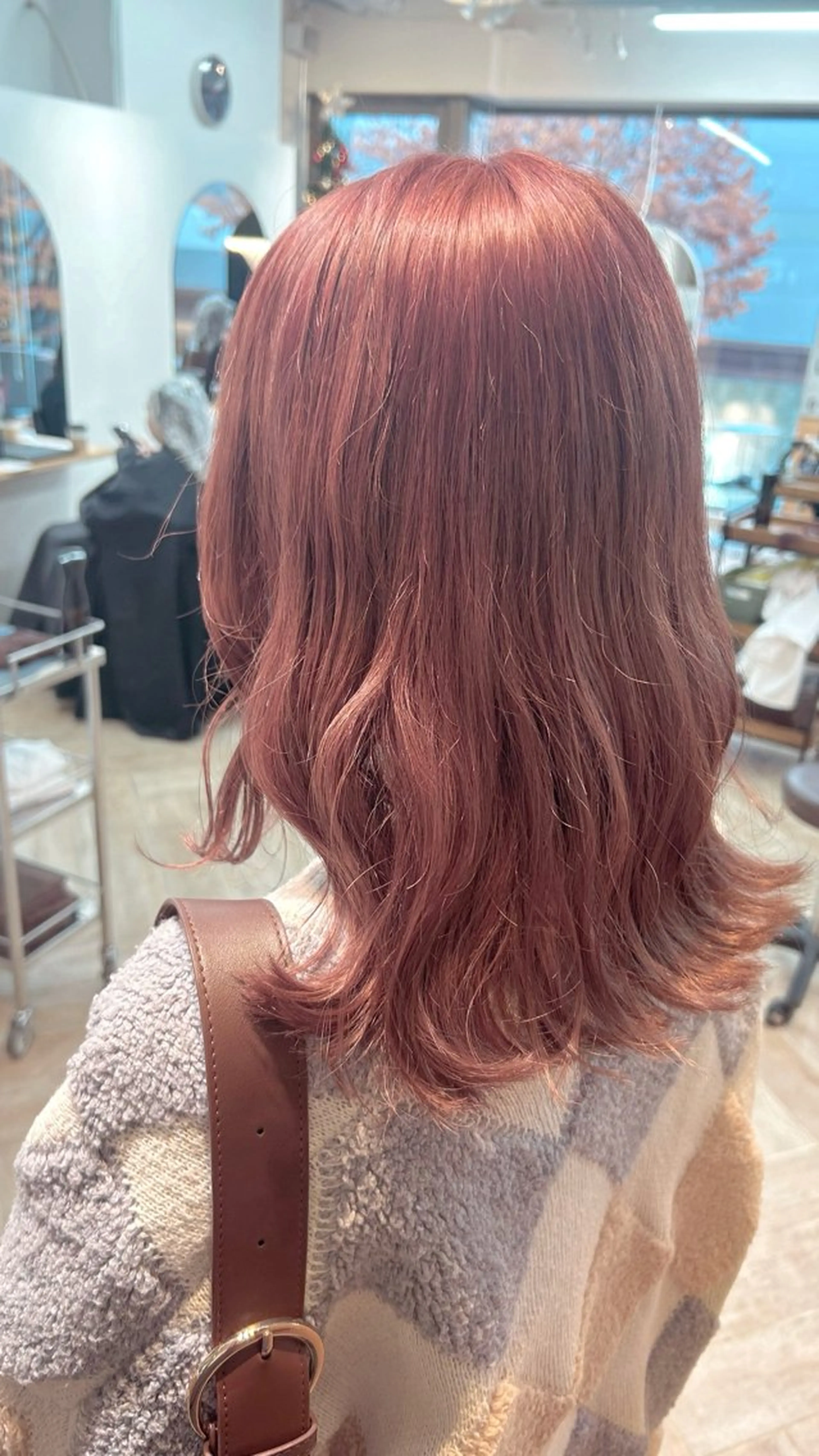 カラー ヘアカラー トリートメント ベージュ/ダブルカラ ー/新潟駅/青柳萌果のヘアスタイル