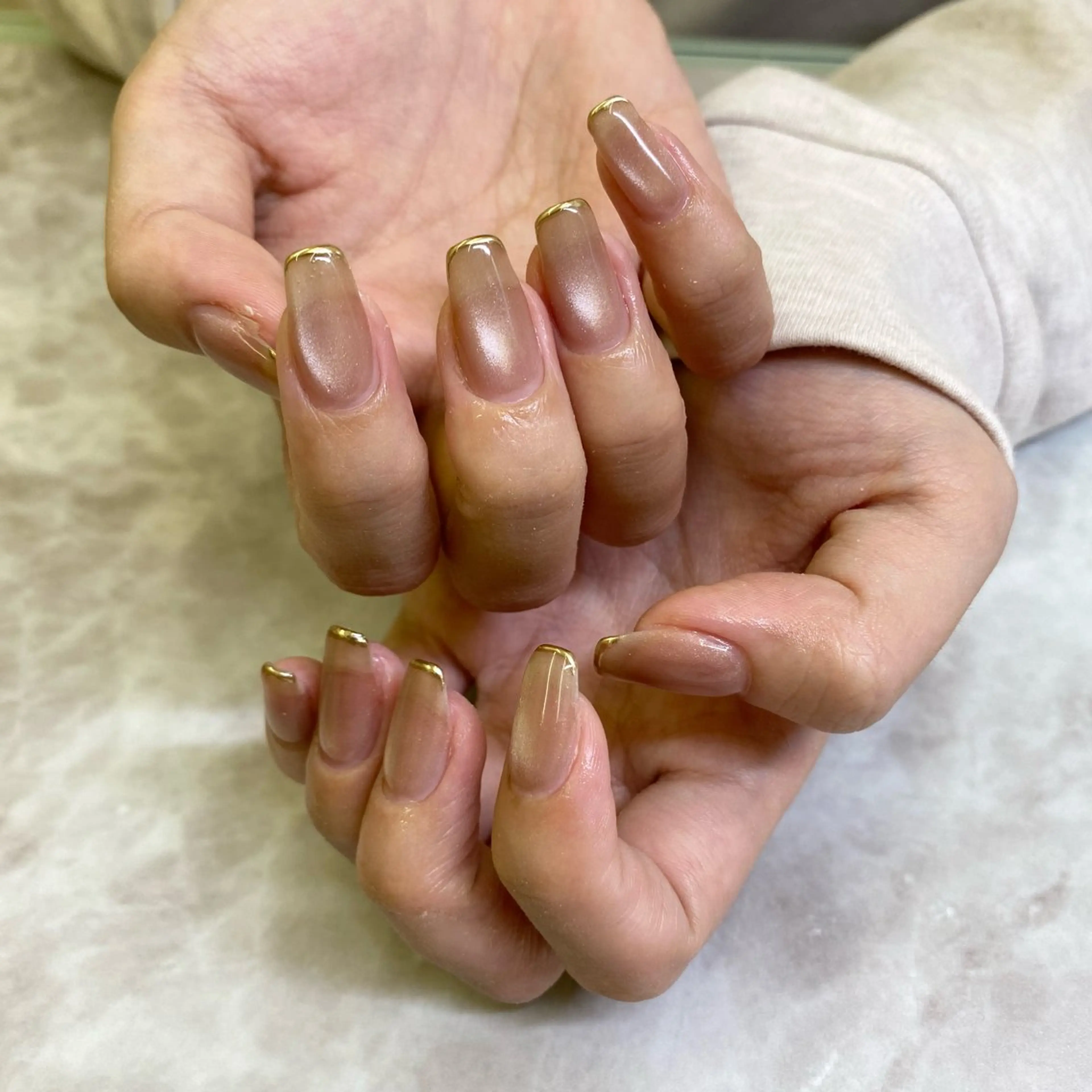 ネイル ゴールド マグネットネイル ミラーネイル ハンドネイル nail salon muuのネイルデザイン