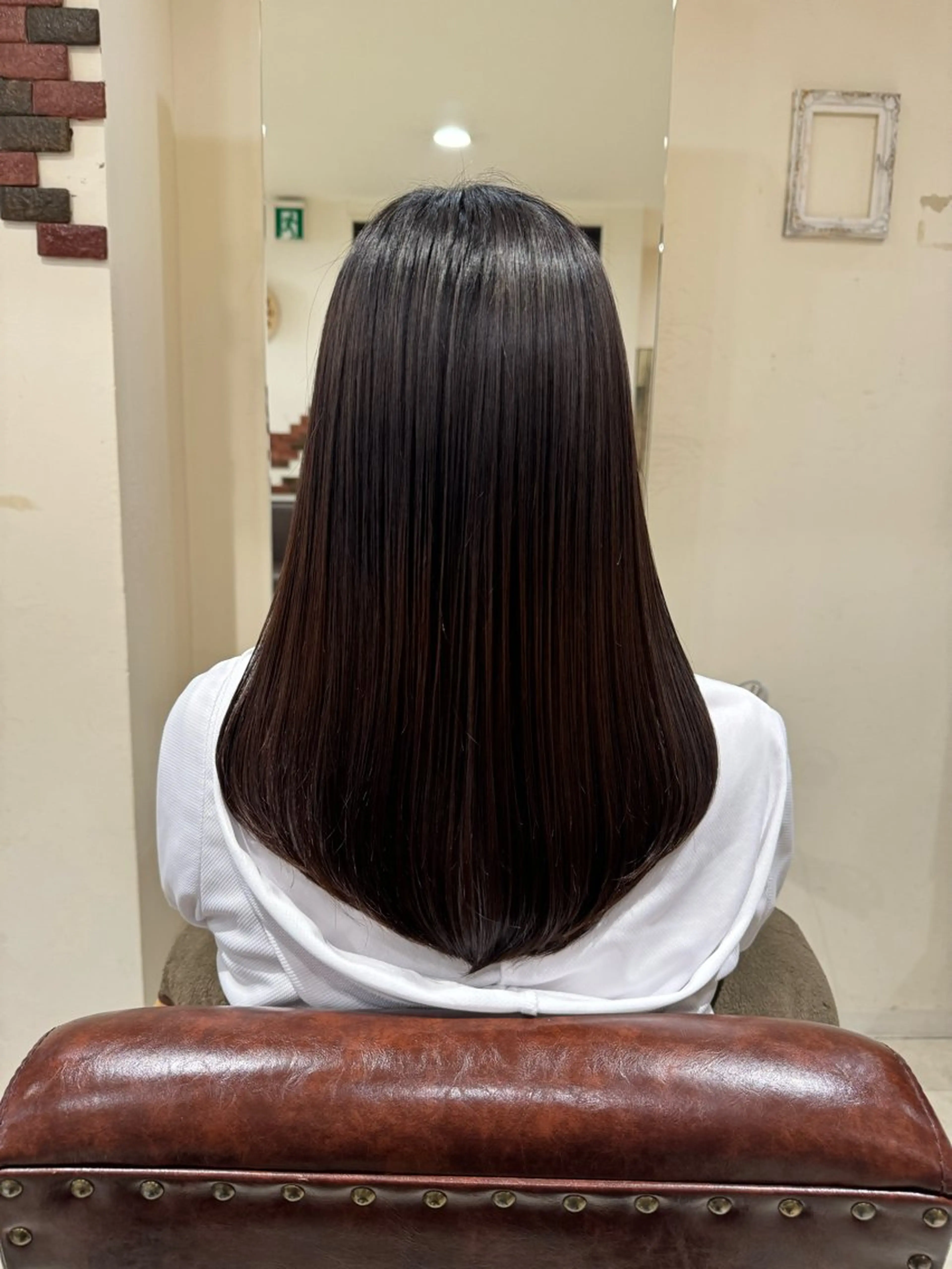 セミロング 髪質改善 トリートメント 酸熱トリートメント トリートメント Eir 神戸所属・髪質改善/縮毛矯正 長井 美佐子のヘアスタイル