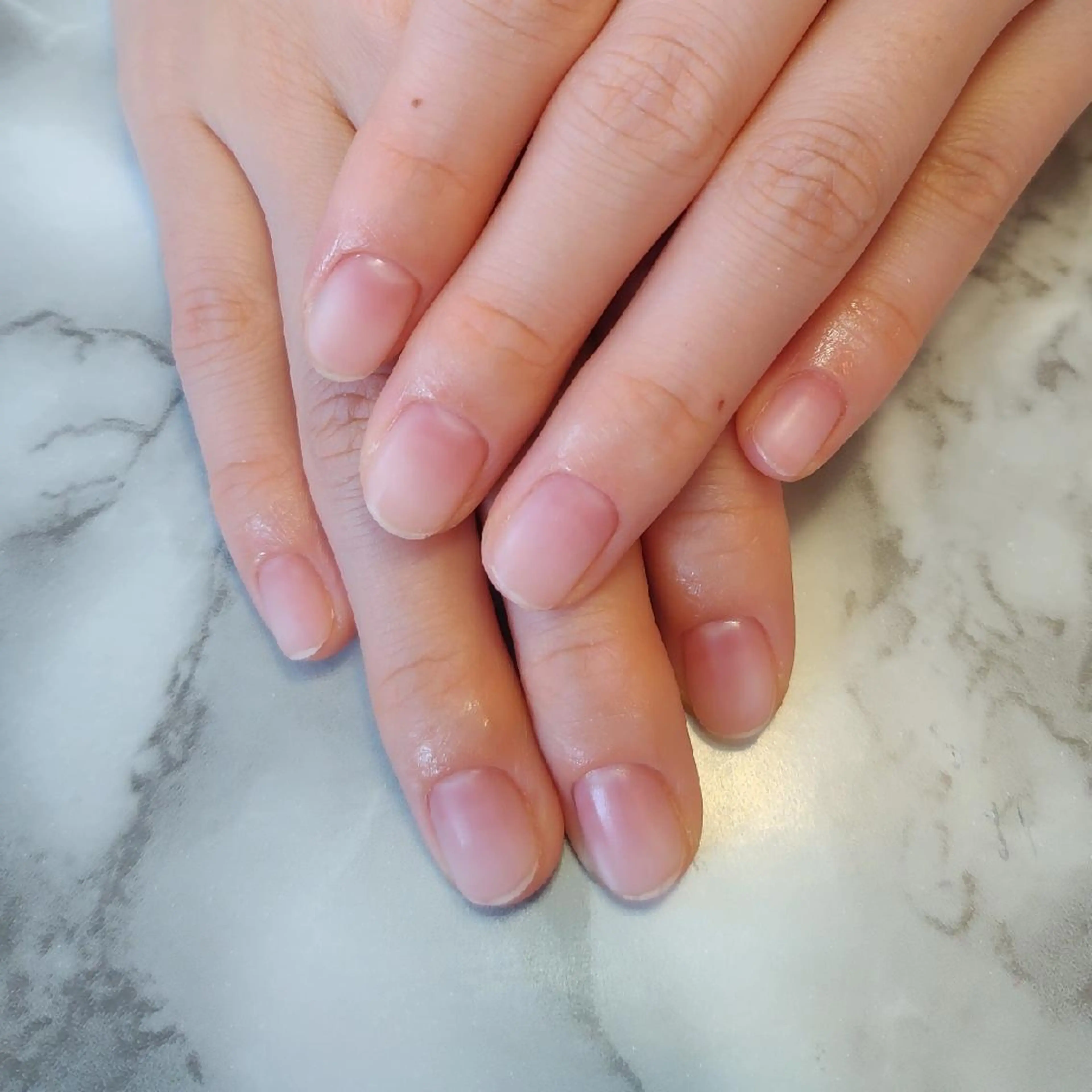 ネイル ジェヌインネイル 河内のネイルデザイン