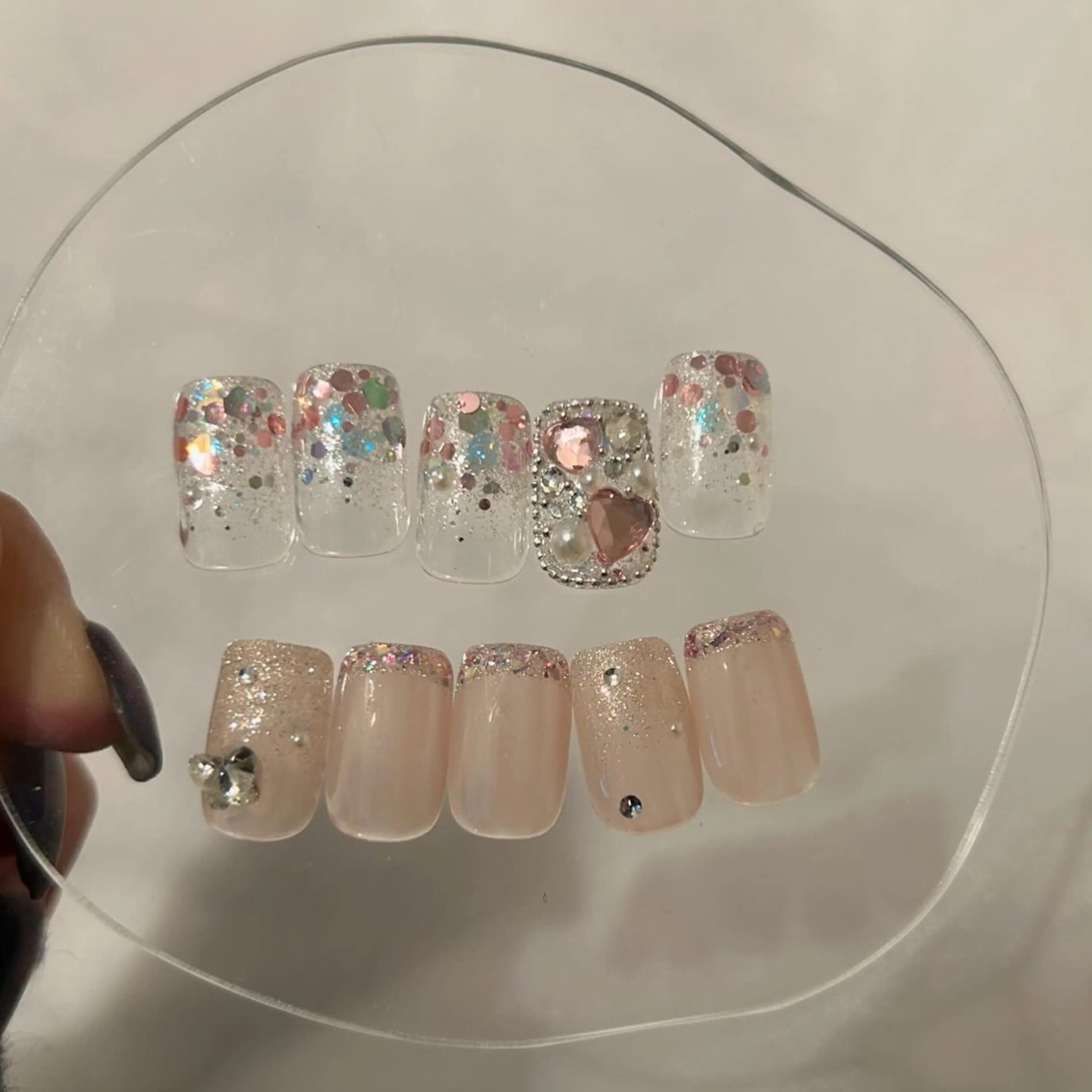 ネイル 成人式 フレンチネイル ガーリー ガラスフレンチ グラデーション ハンドネイル ハンドケア lyly.nail所属・lylynail YUUKAのネイルデザイン