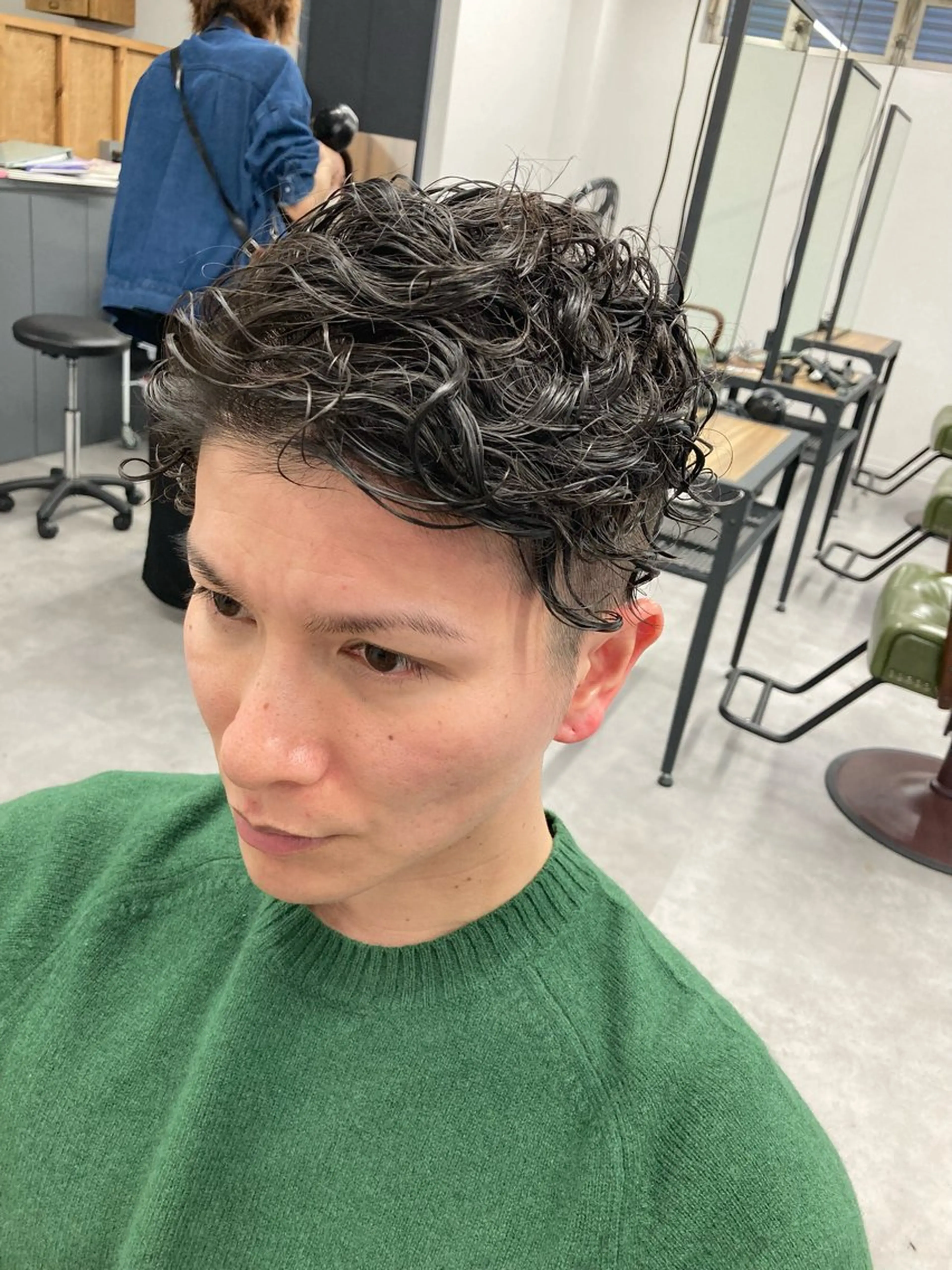 パーマ メンズ メンズパーマ スパイラルパーマ カット パーマ トリートメント SHAFT Ieiriのヘアスタイル