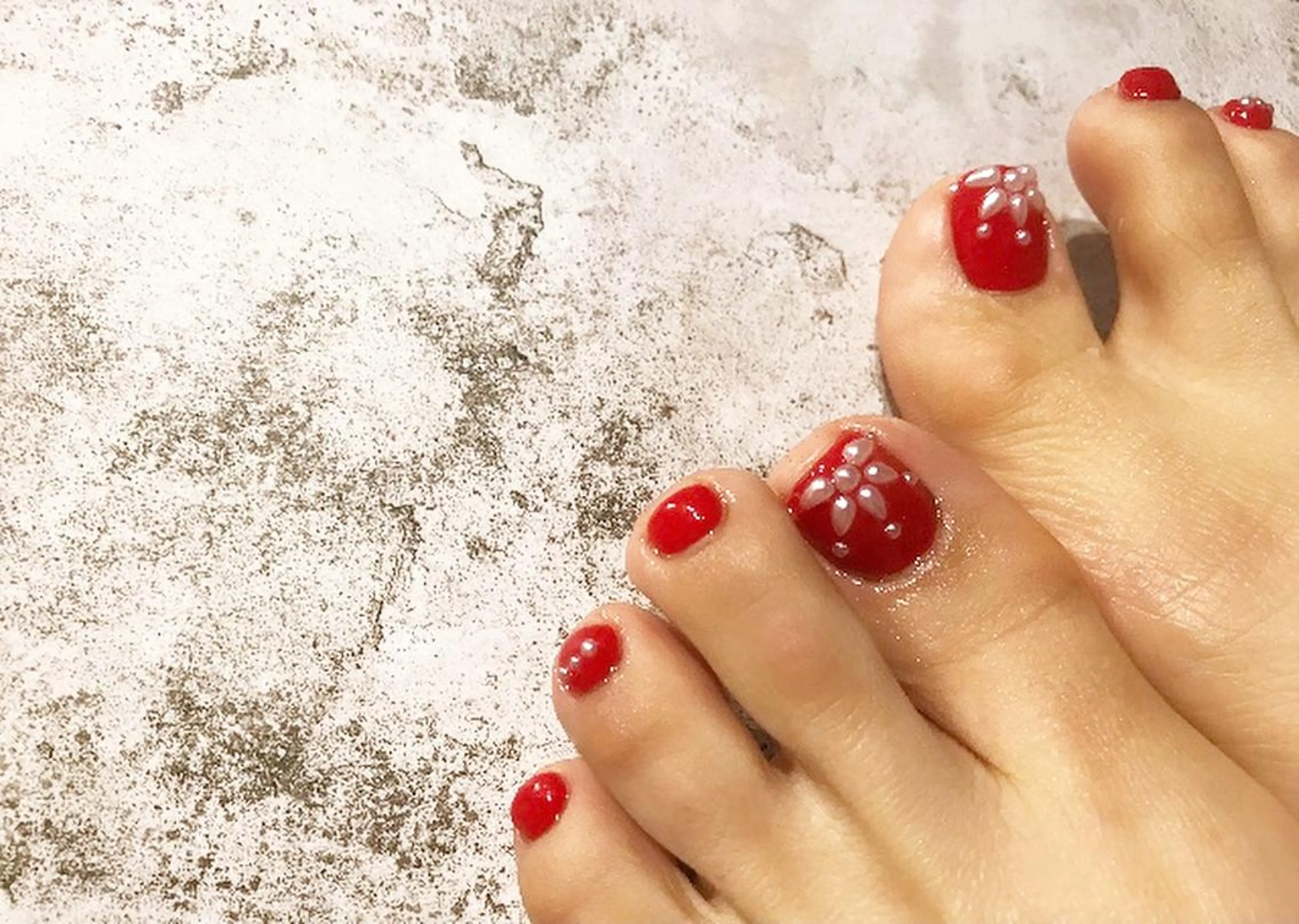 ネイル フットネイル 赤色 Kimura Yukoのネイルデザイン