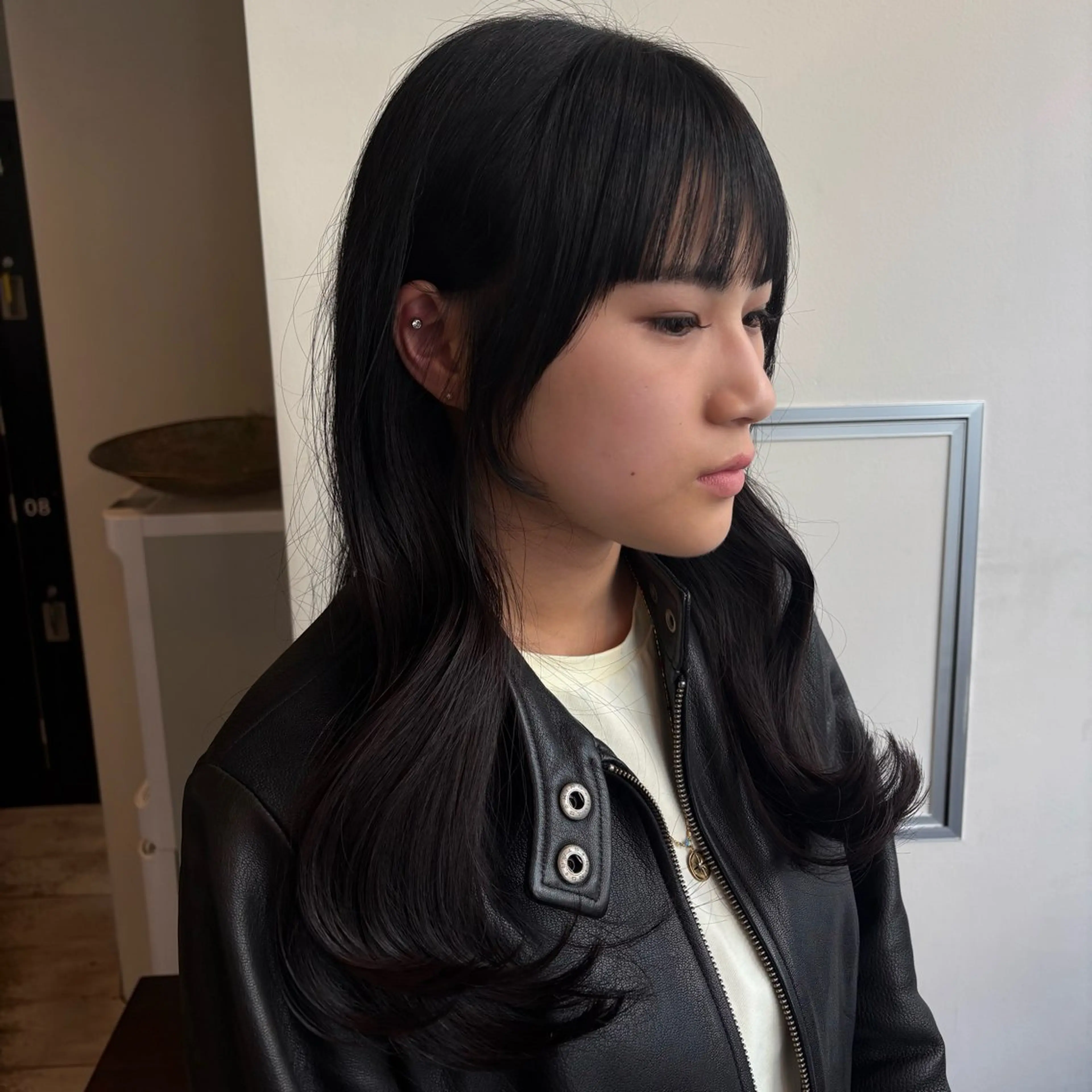 ロング 顔周りカット 小顔カット カット dish所属・rimi tabeiのヘアスタイル