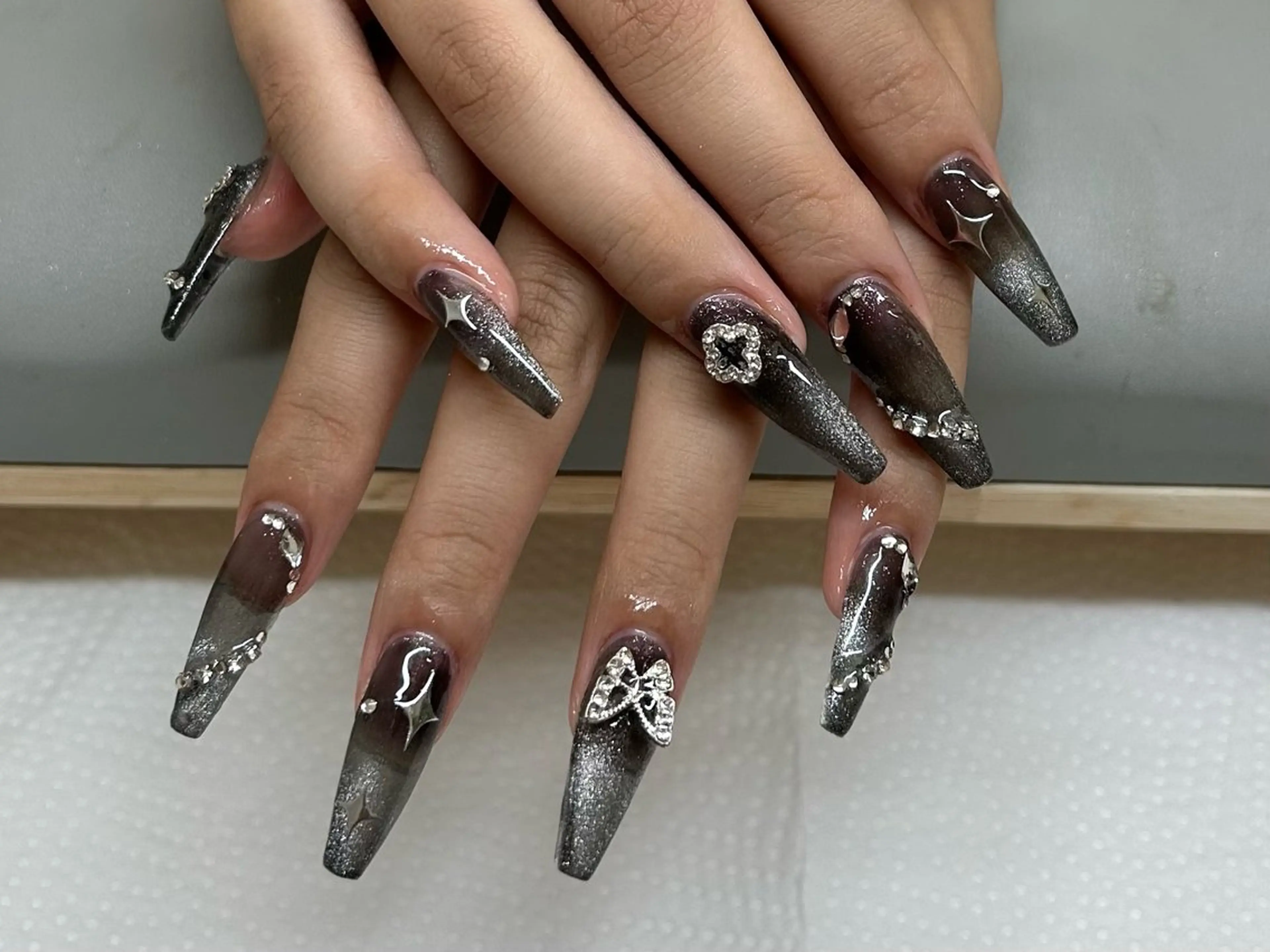 ネイル フットネイル フレンチネイル ジェルネイル ガラスフレンチ 韓国ネイル ハンドネイル ハンドケア The Nail & Eye Lashのその他イメージ