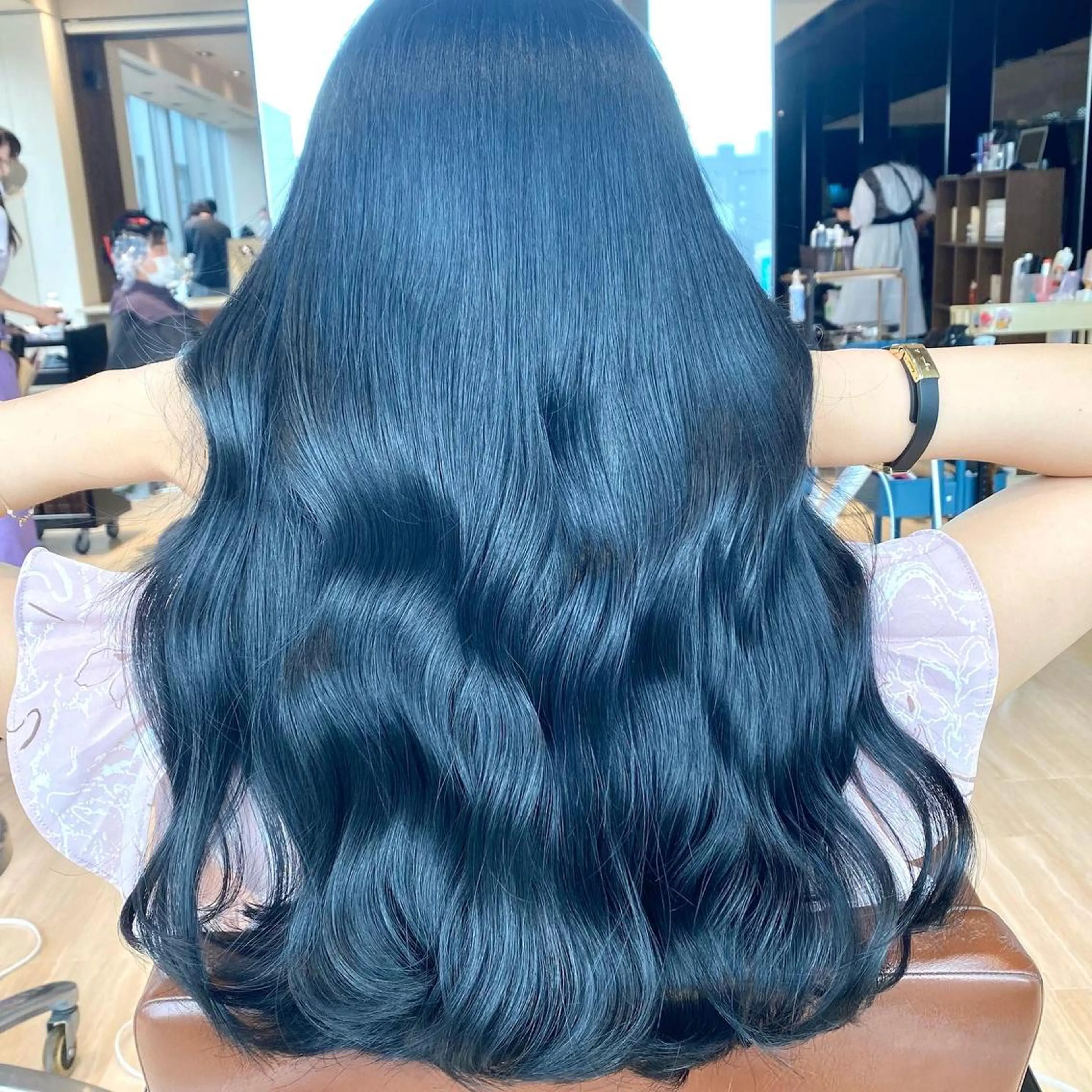 セミロング カラー カット ヘアカラー トリートメント 顔まわりの神様✨ 透明感カラー藤嶋秀幸のヘアスタイル