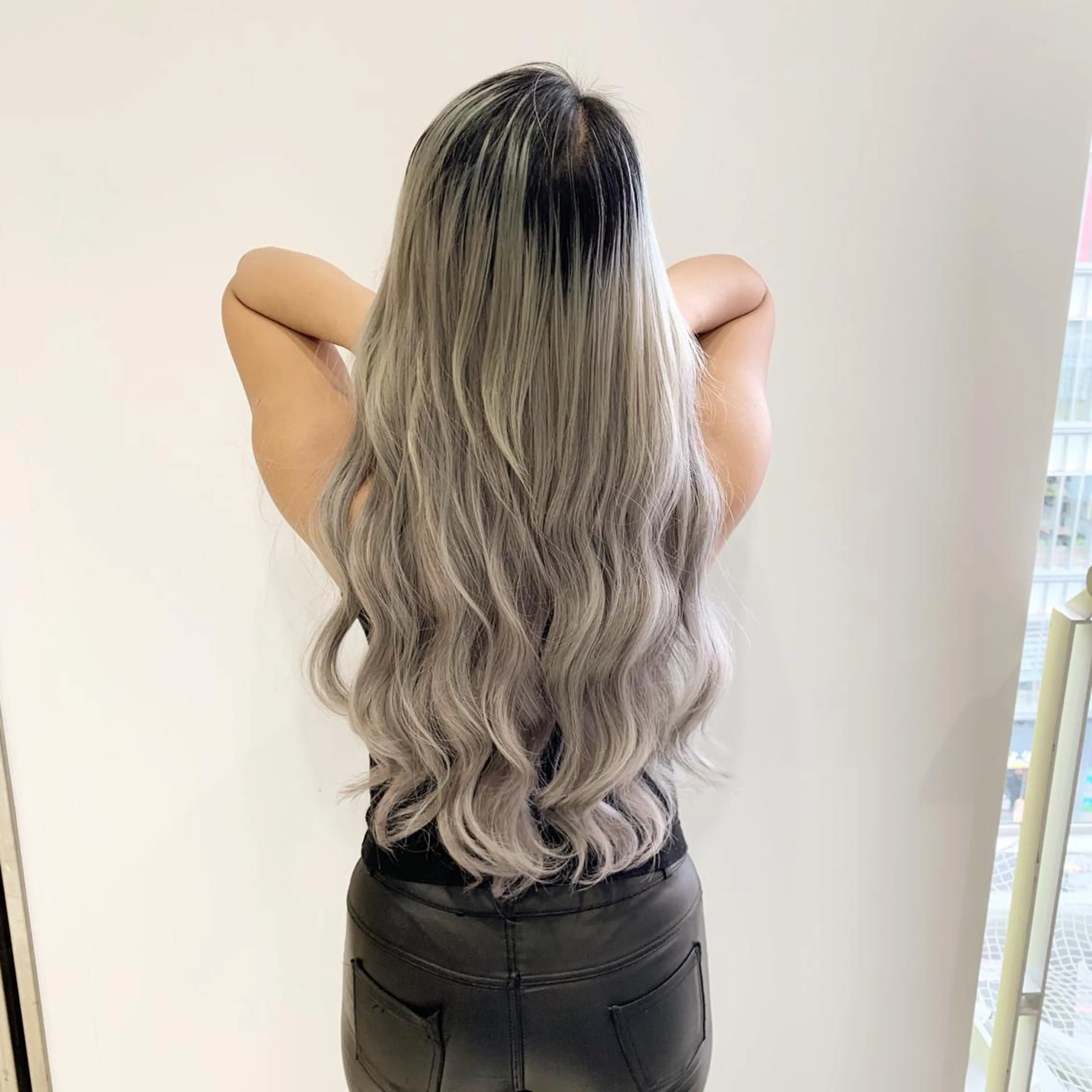 ロング カラー ヘアアレンジ エクステ TATSUYA アートディレクターのヘアスタイル