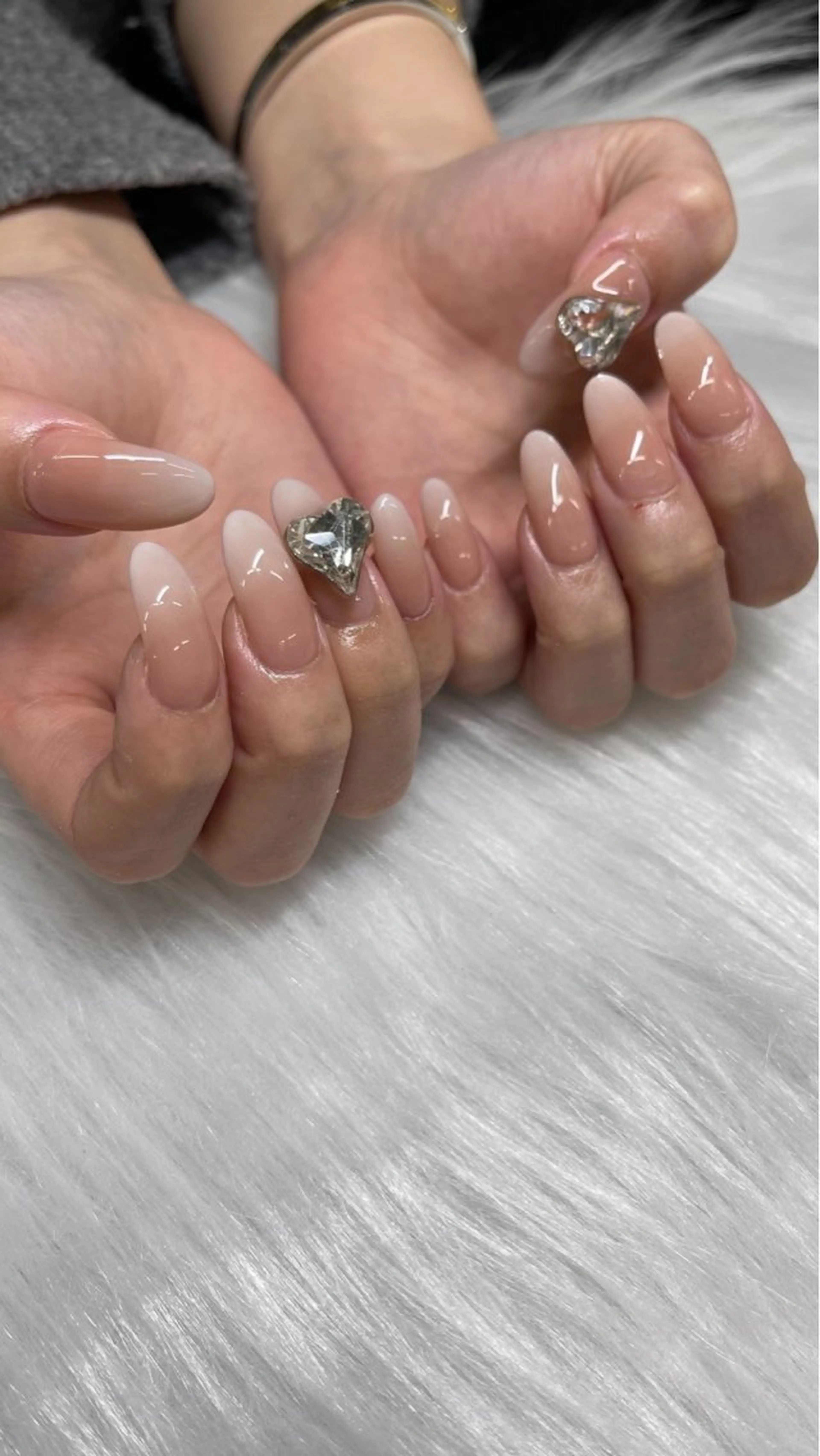 ネイル PEEKABOO京橋 EYE&NAILのマツエク・マツパデザイン