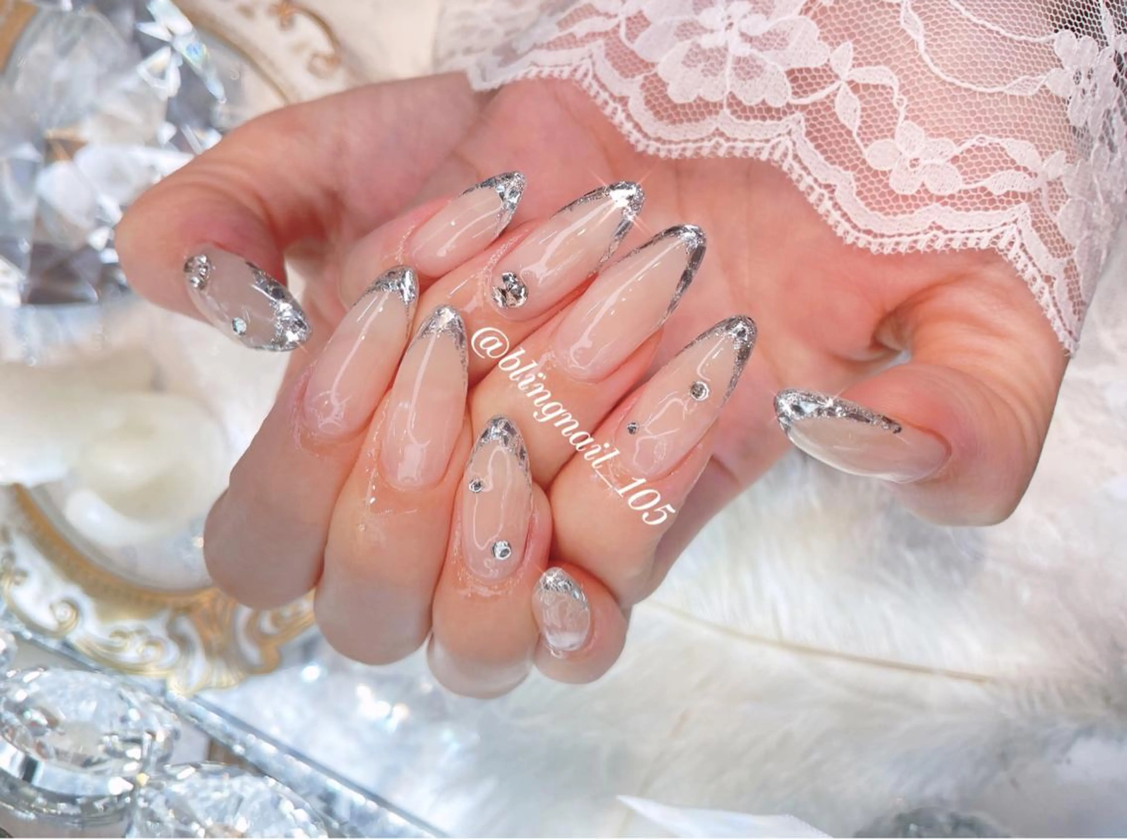 ネイル 23時まで❤︎韓国、 ワンホンネイルのネイルデザイン