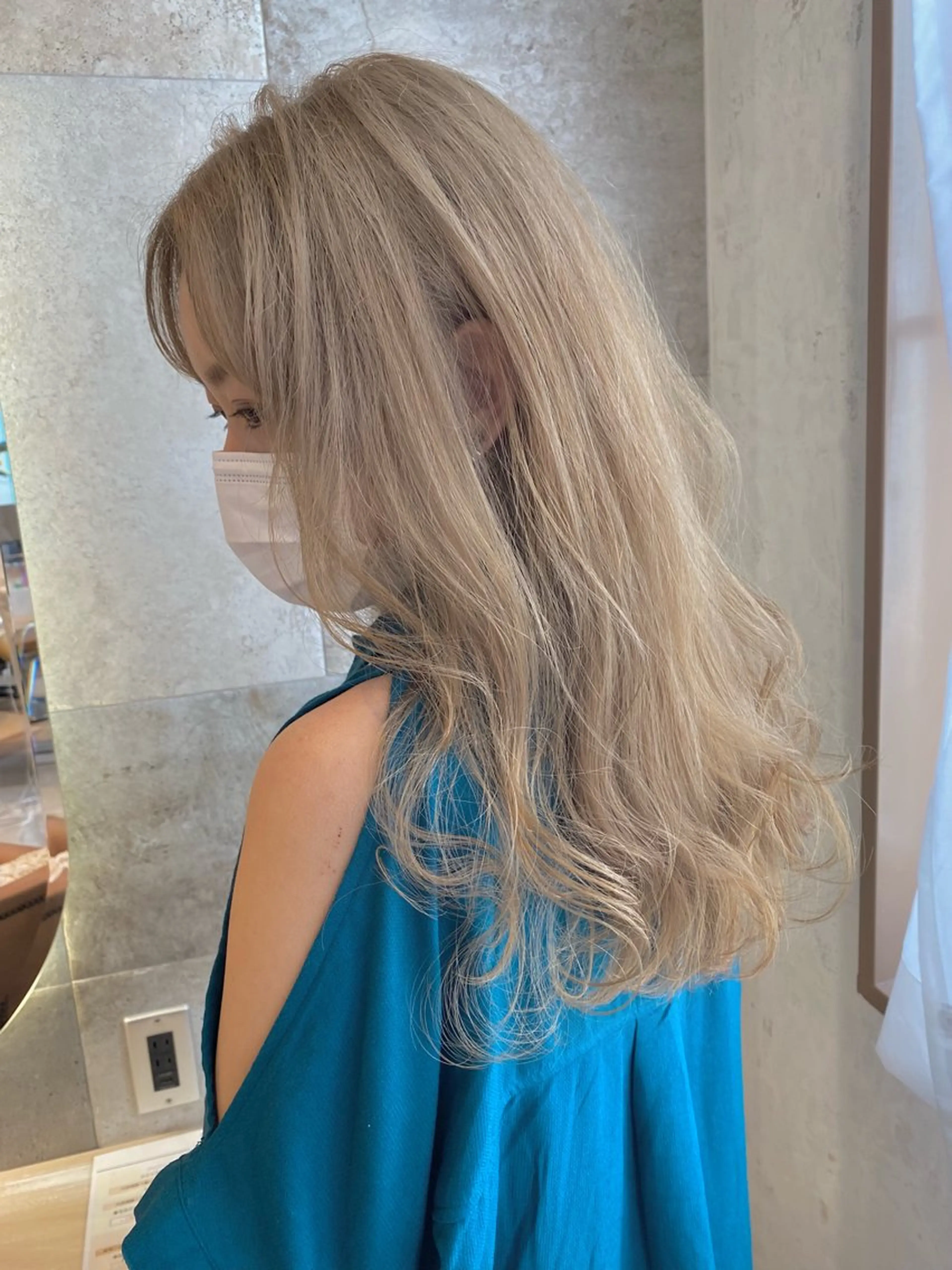 ロング カラー 大西 天使のヘアスタイル