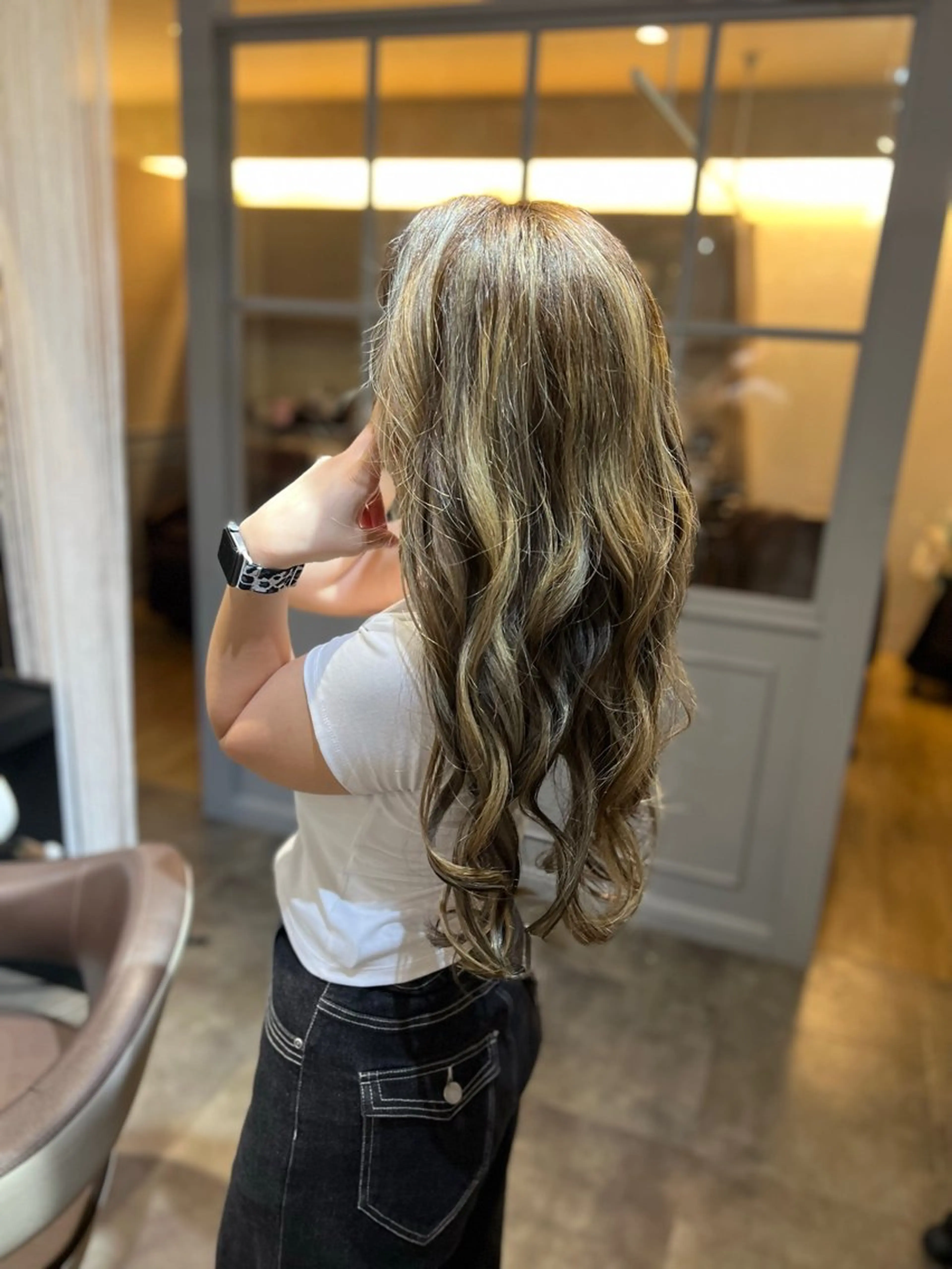 ロング ハイライト カット ヘアカラー 川村 綾のヘアスタイル