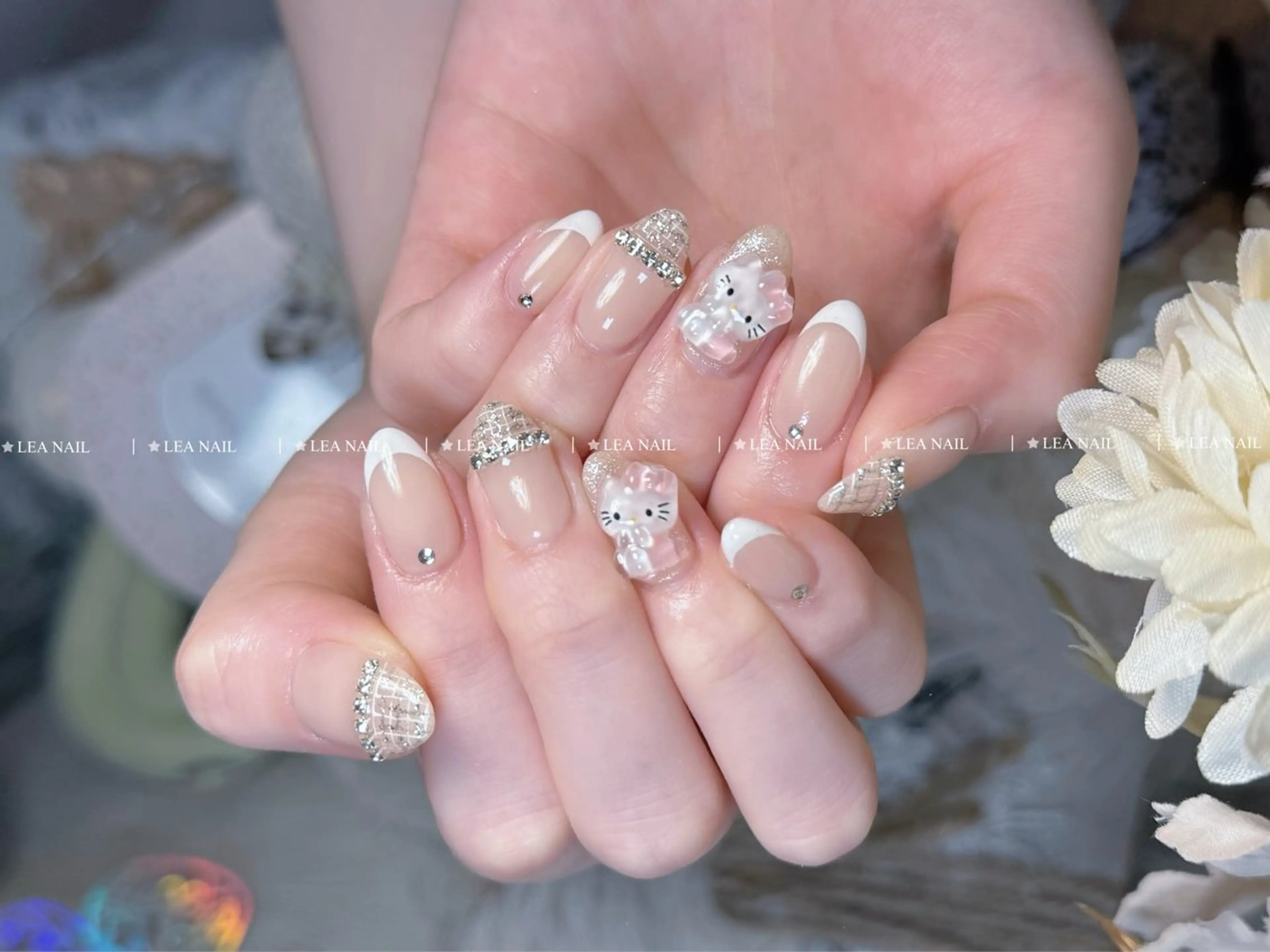 ネイル フラッシュネイル フットネイル ジェルネイル グラデーション 韓国ネイル ハンドネイル ハンドケア Luxe Nail Salonのネイルデザイン