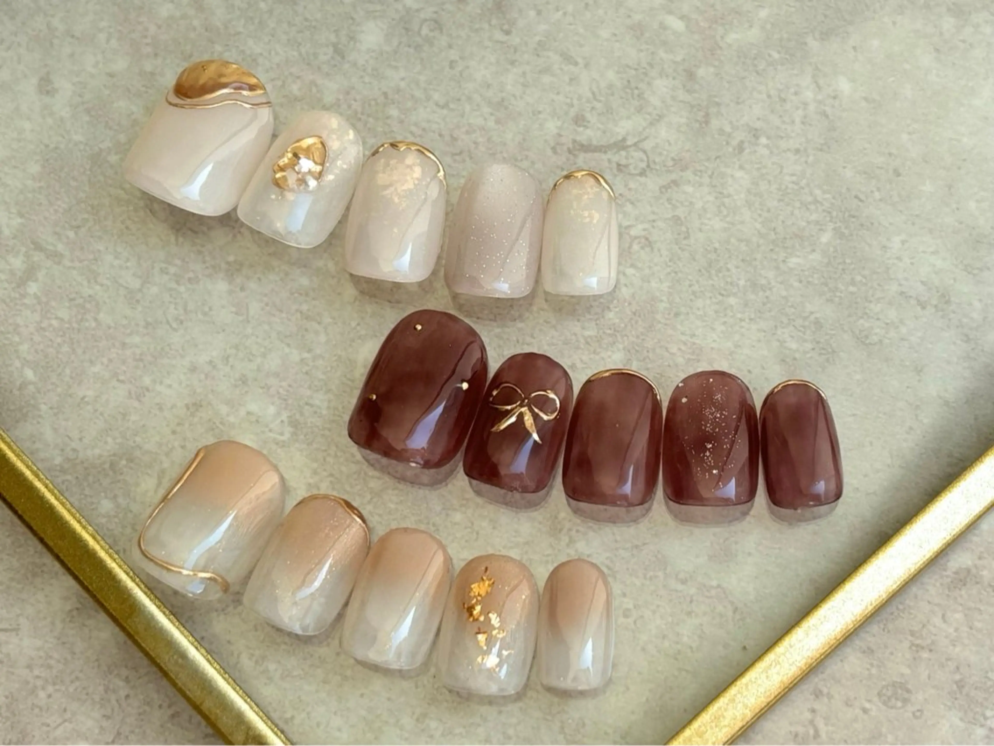 ネイル ニュアンスネイル aoi .のネイルデザイン