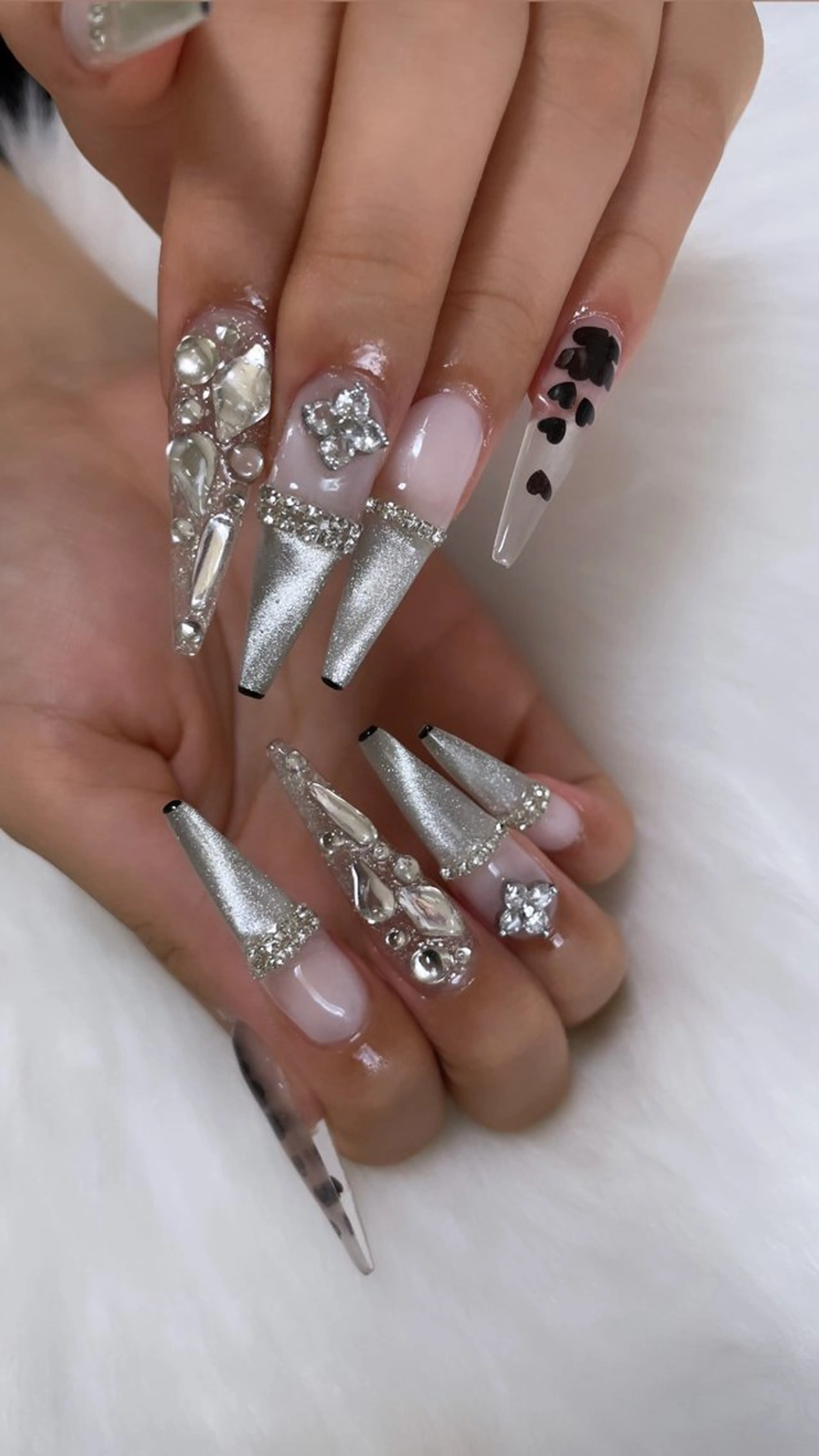 スカルプLサイズ➕持ち込みデザイン(オフ、有料パーツ別途)の写真