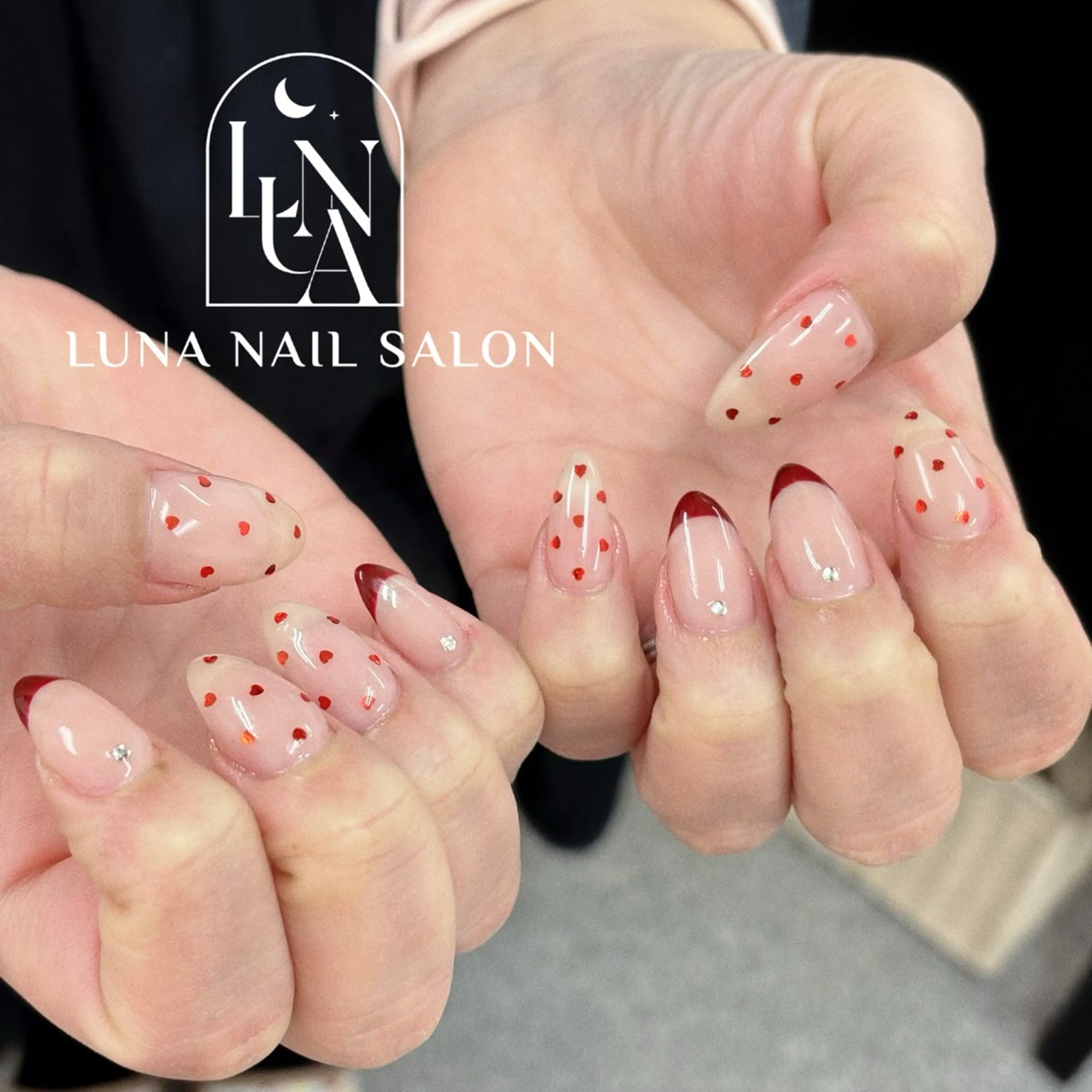 ネイル アートネイル フレンチネイル ジェルネイル ガラスフレンチ 韓国ネイル ハンドネイル ハンドケア LUNA Nail salon💕のネイルデザイン