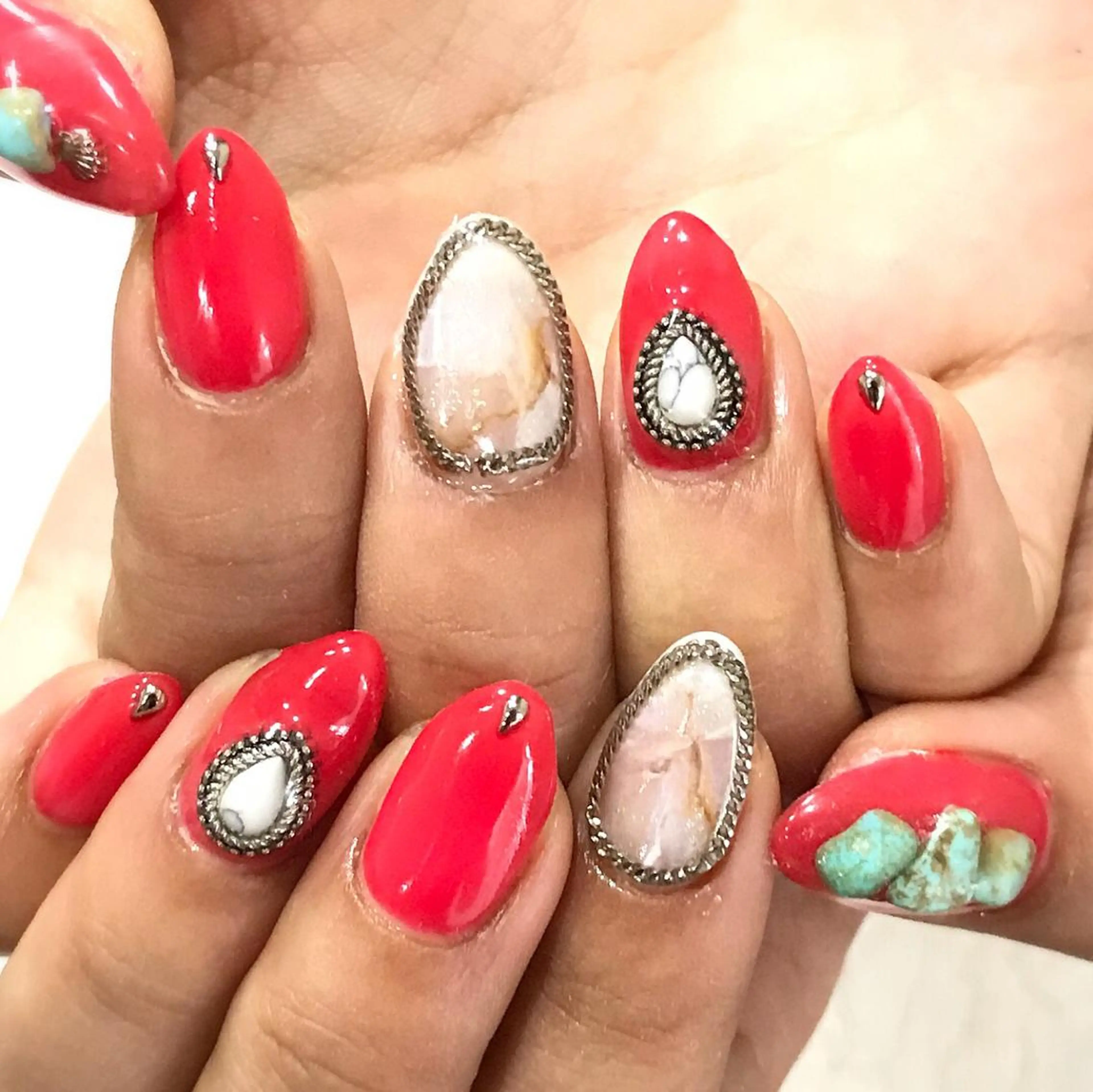 ネイル ジェルネイル 渋谷ビュレネイル Kaoruのネイルデザイン