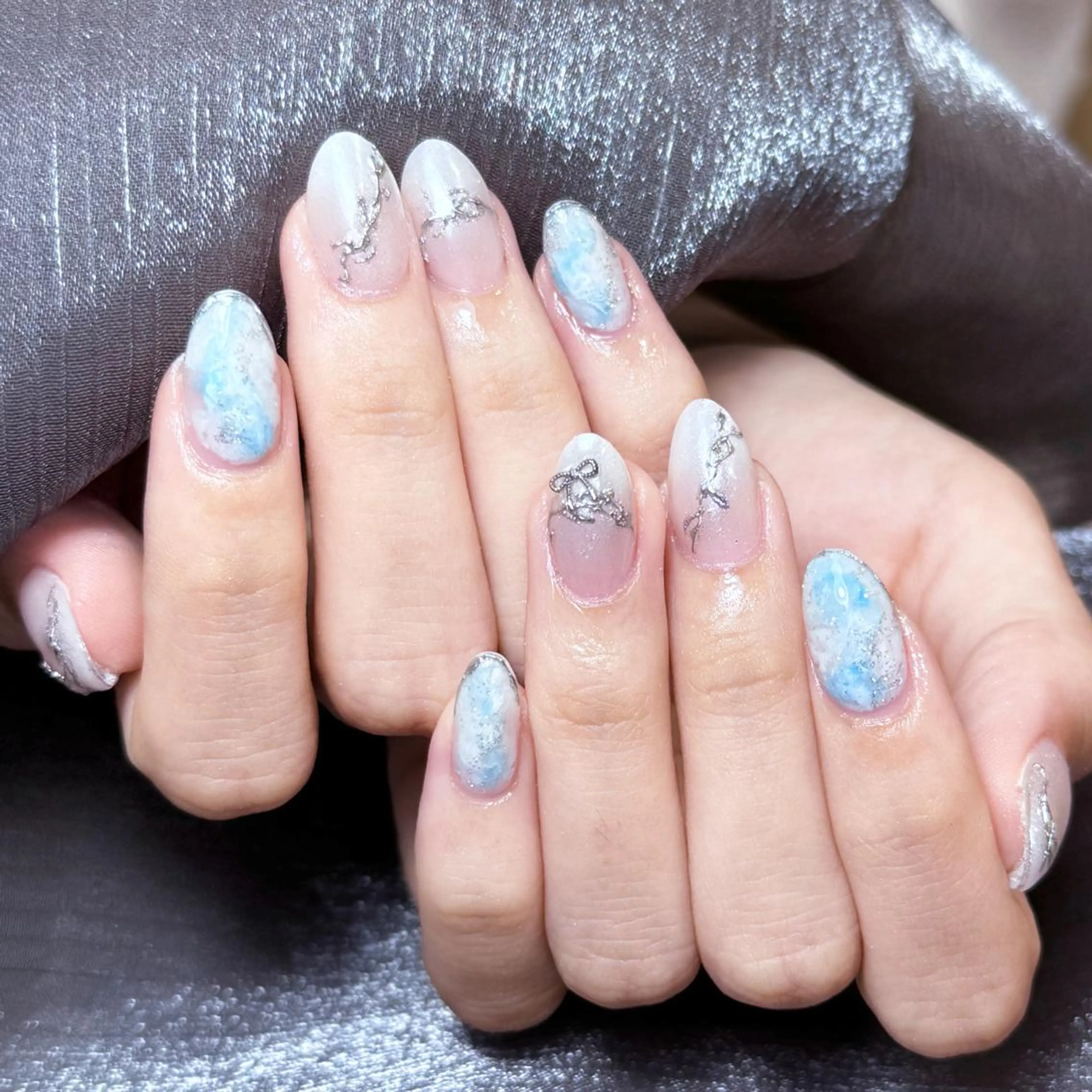 ネイル アートネイル オーロラネイル フラッシュネイル ガーリー キラキラネイル ハンドネイル DIAMOND NailStudioのネイルデザイン