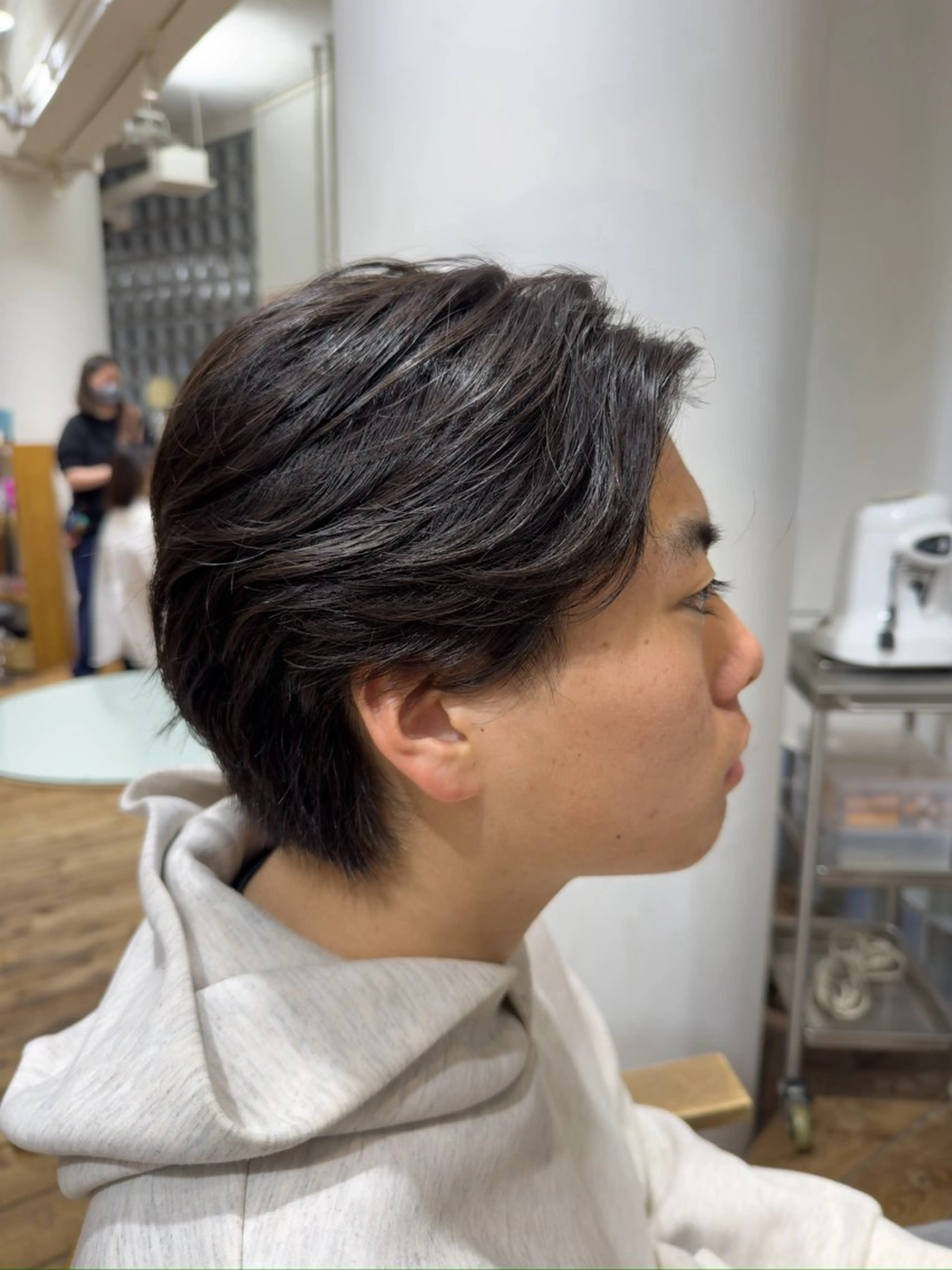 メンズ センターパート メンズウルフカット ウルフカット カット ヘアカラー CLAPS金沢文庫店所属・えいじ｜ メンズ特化✂️のヘアスタイル