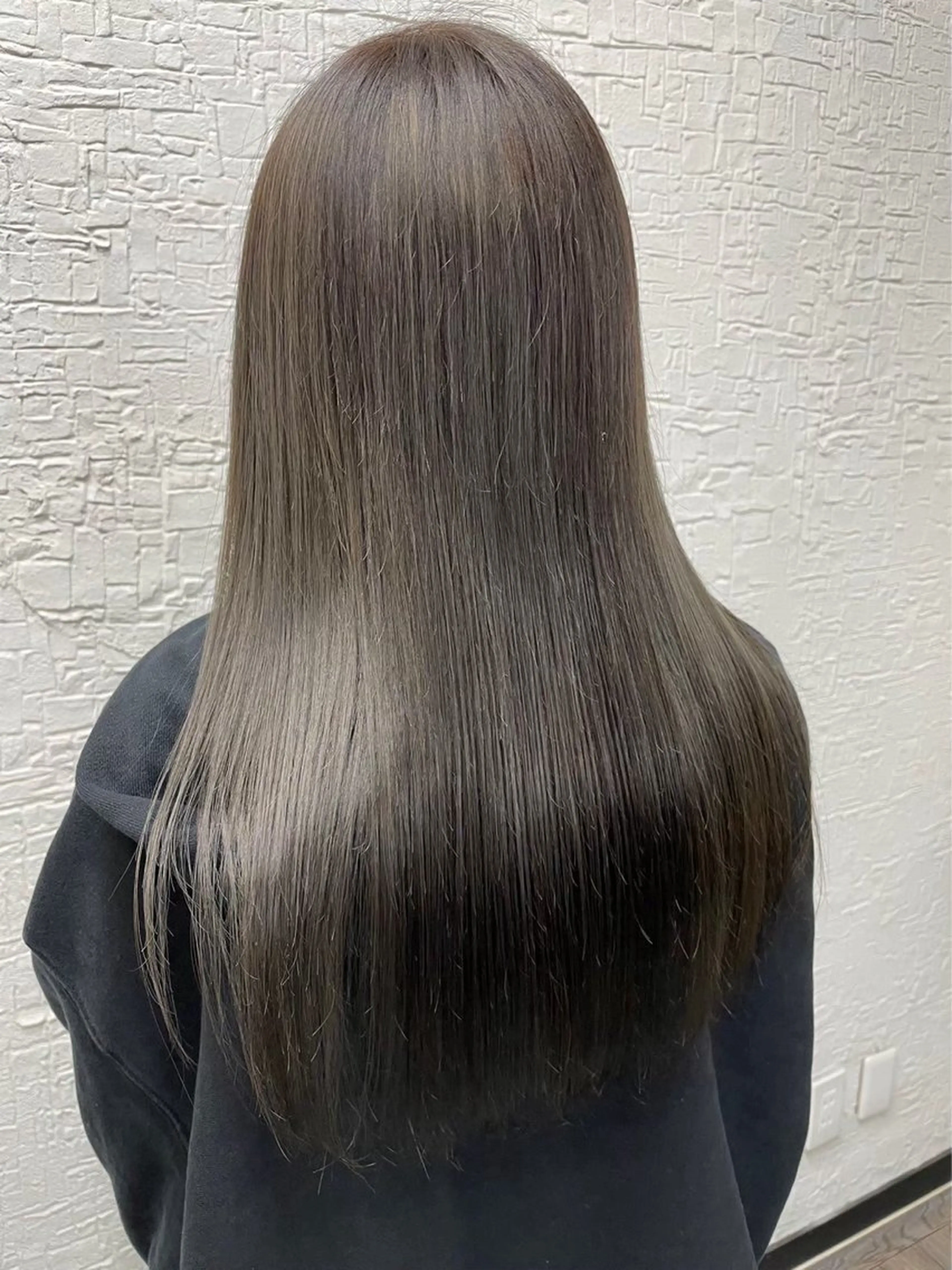 ロング カラー ハイトーン×艶カラー 🤍MIZUKIのヘアスタイル