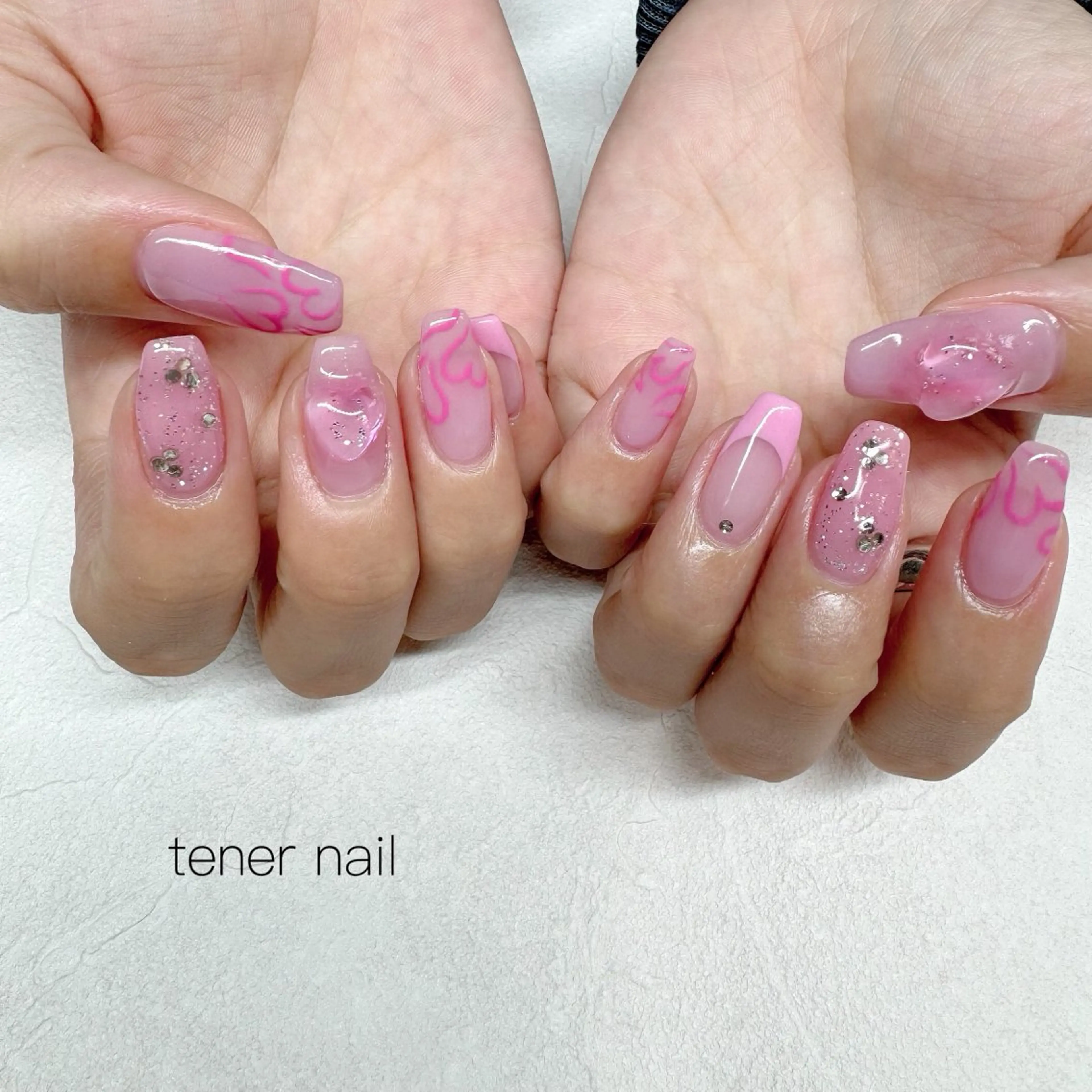 ネイル ハート ピンク ハンドネイル tener  nail  テネルネイル所属・テネルネイル tener nailのネイルデザイン