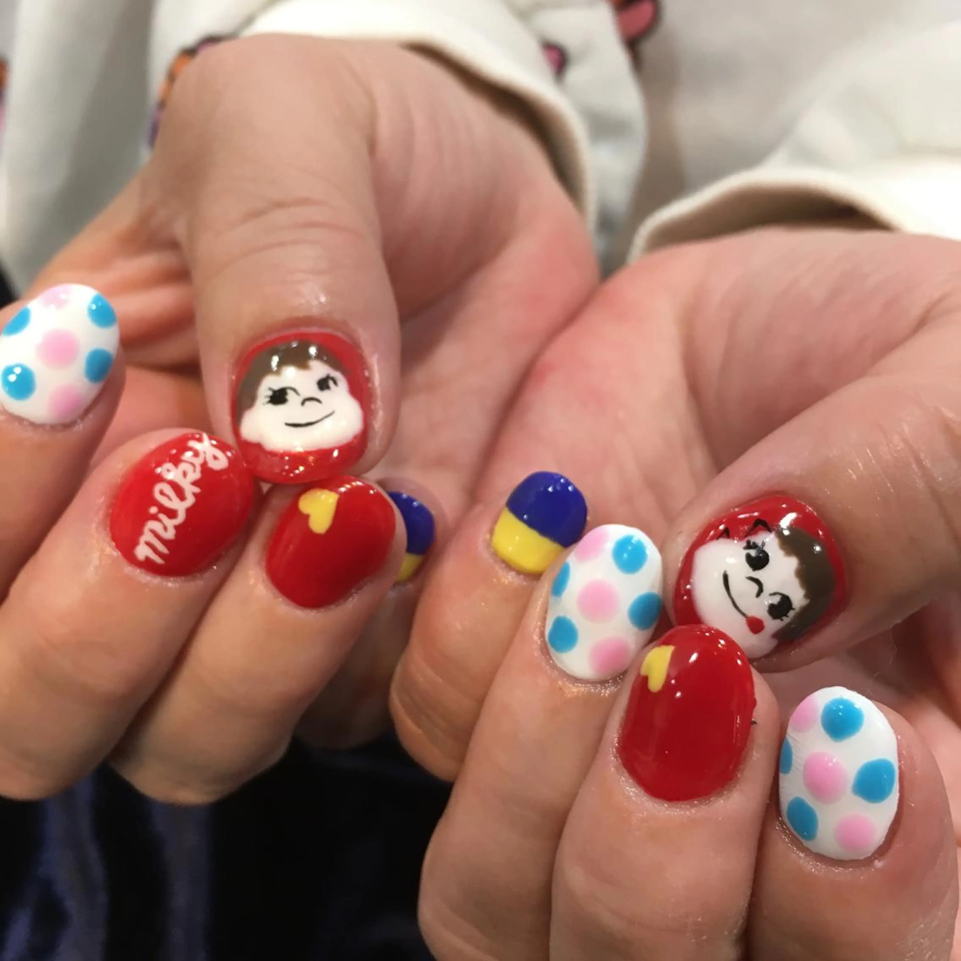 ネイル Allure小山店 Maiのネイルデザイン