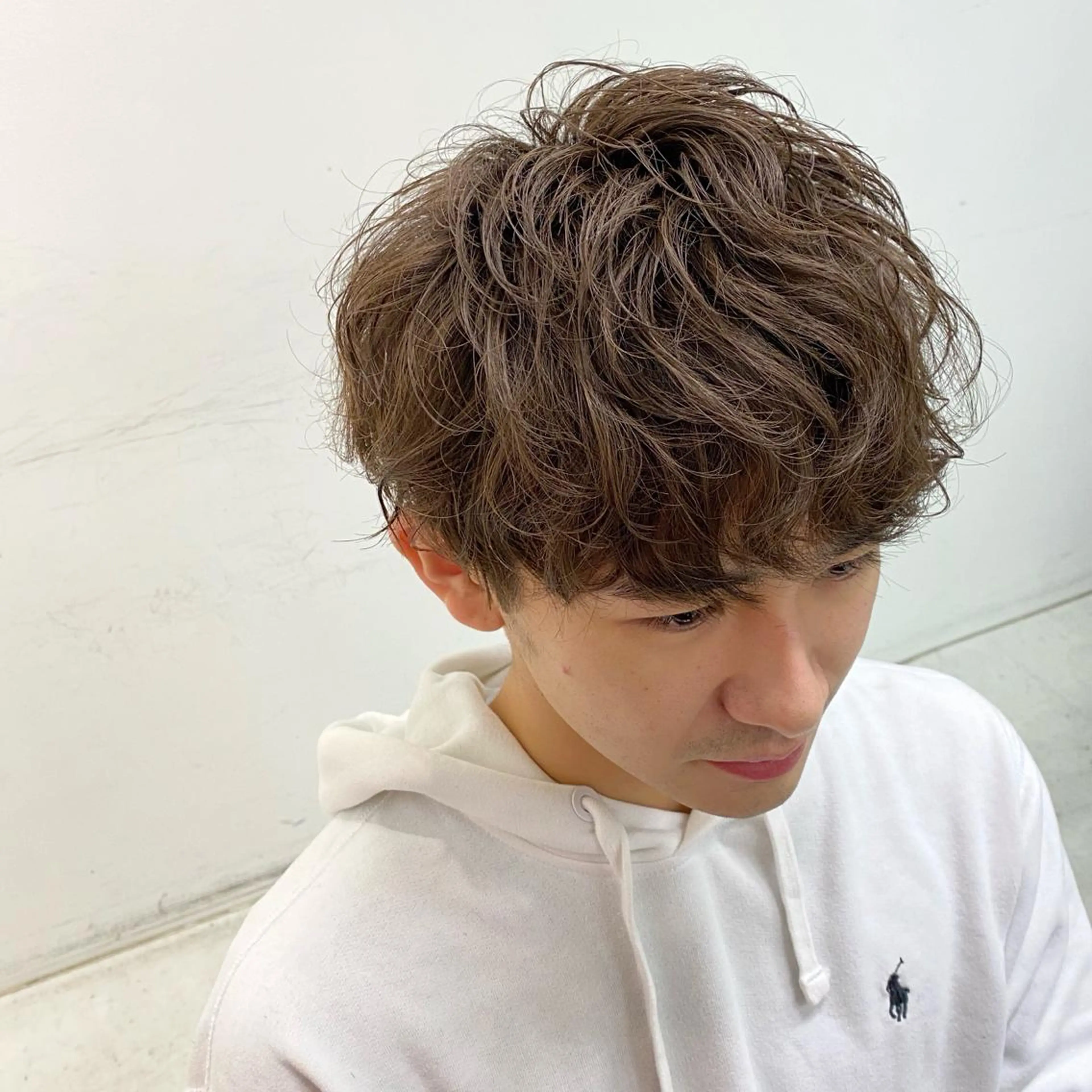 ショート カラー パーマ ヘアアレンジ メンズ パーソナルカラー合わ せたカラー🤍なつみのヘアスタイル