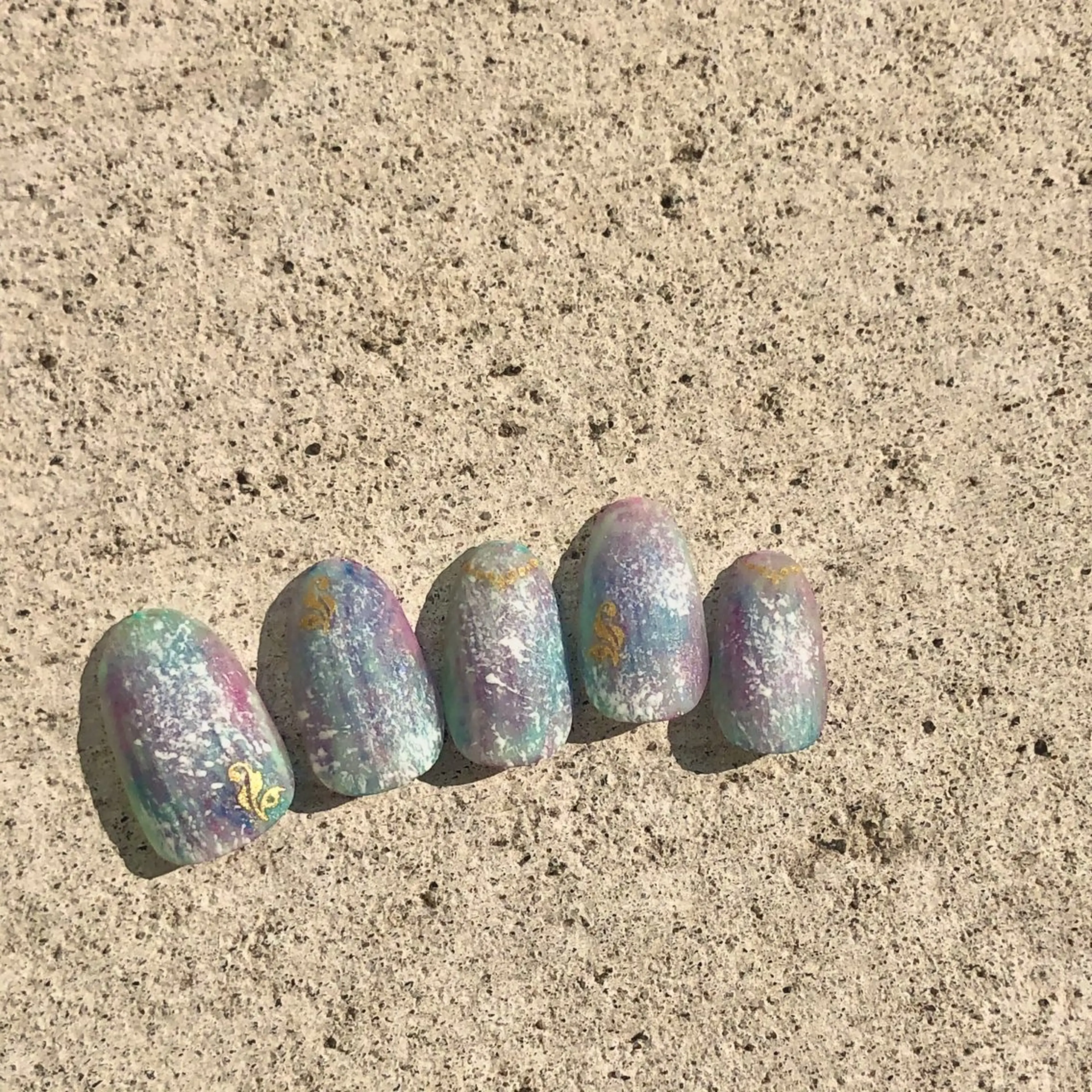 ご新規+口コミを書いてくれる方限定❗️おまかせデザインネイル🌈マシンケア込✨［オフ+¥600+1h］の写真