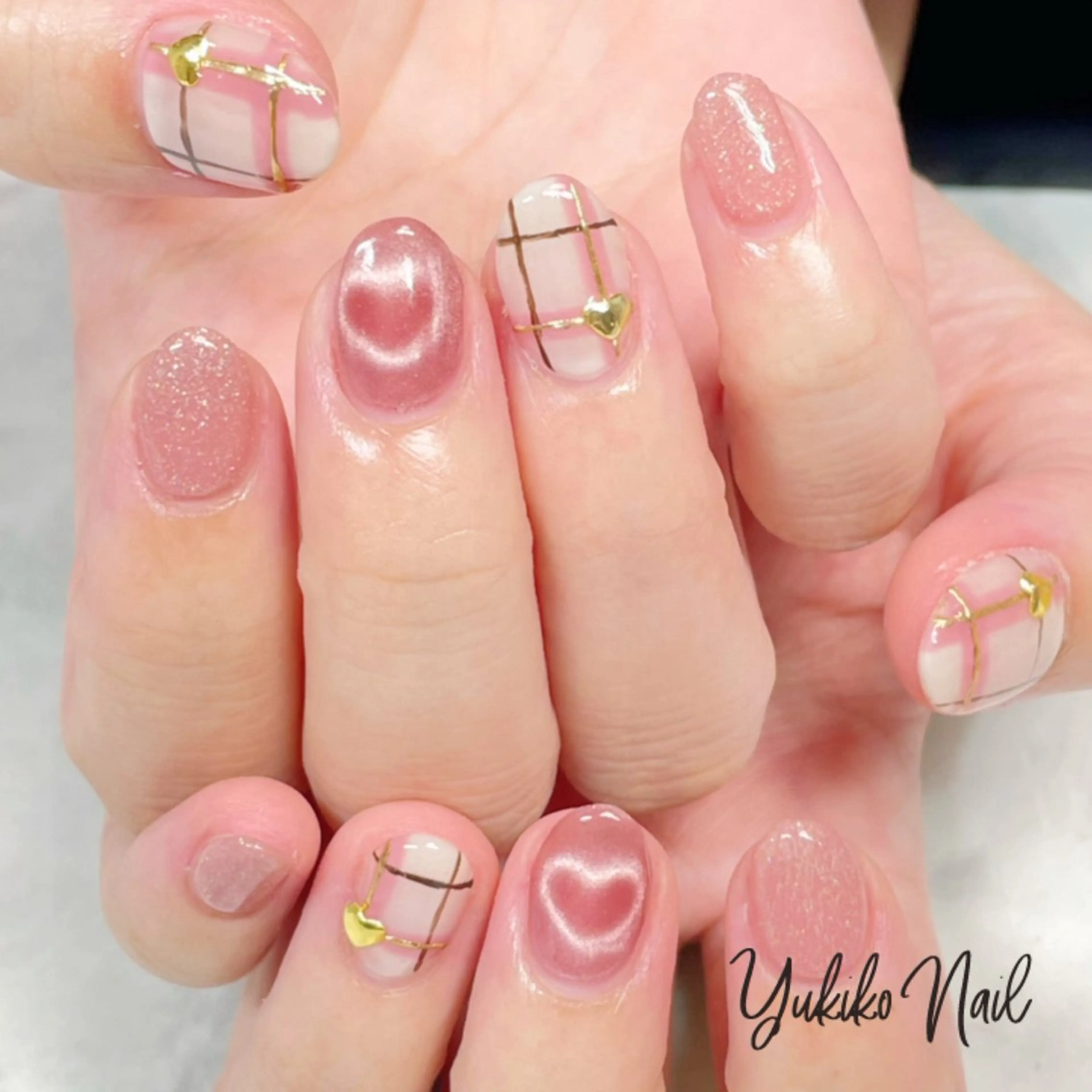 ネイル ハート マグネットネイル ピンク ハンドネイル ユキコ ネイルのネイルデザイン