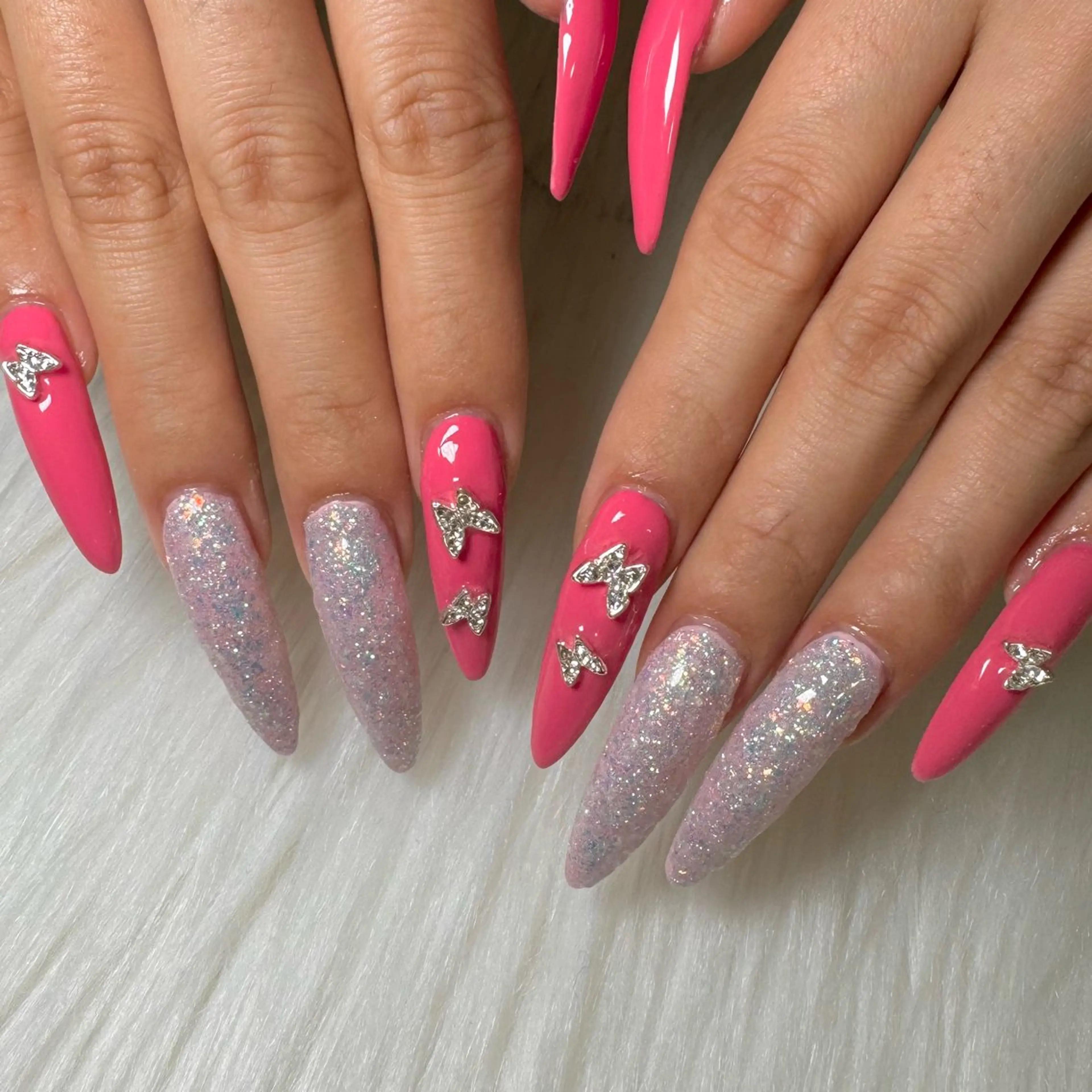 ネイル ハンドネイル 黒川 実祐のネイルデザイン