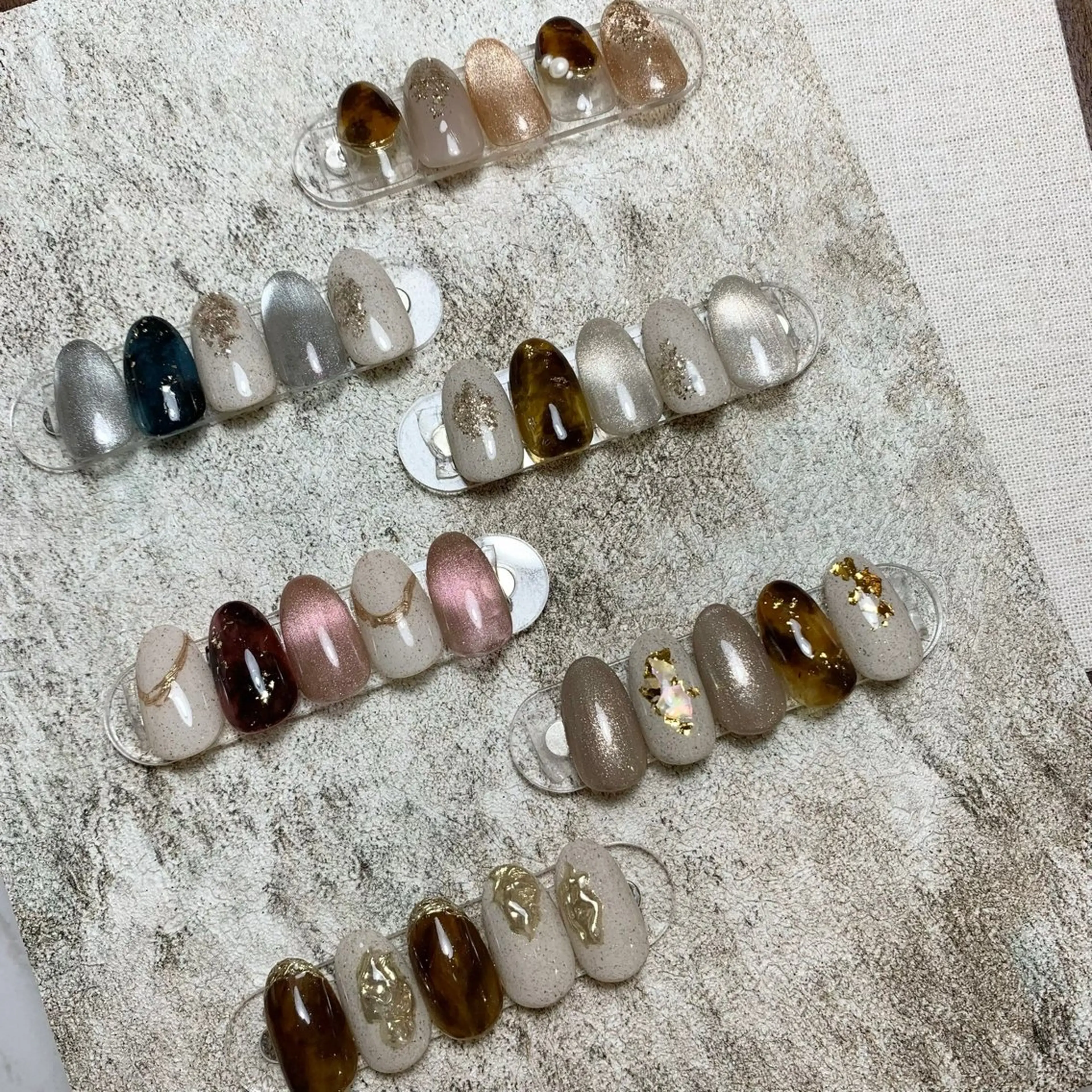 秋冬限定 べっ甲ネイル🐈🧶の写真