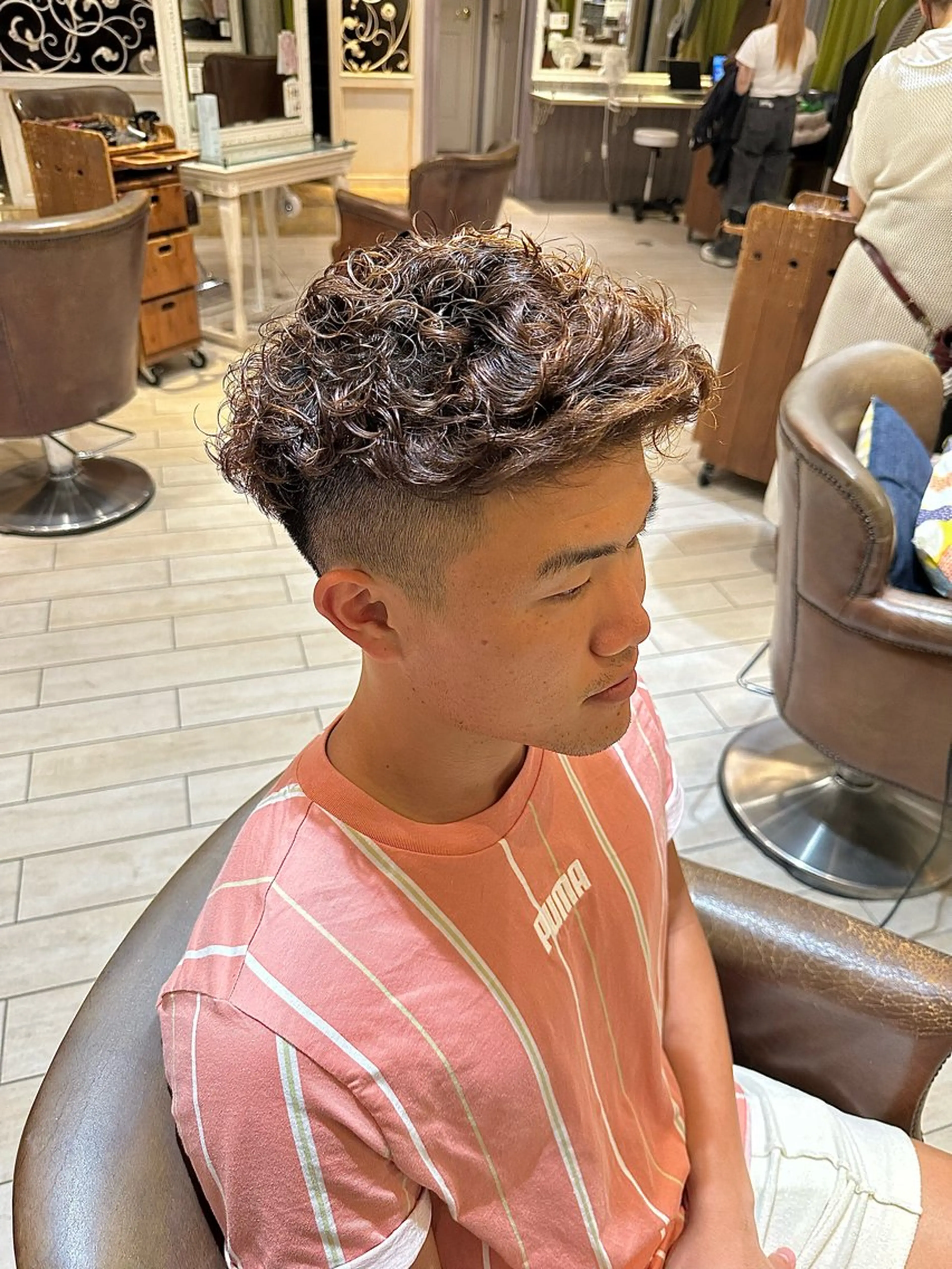 カラー パーマ メンズ 増渕 駿介のヘアスタイル