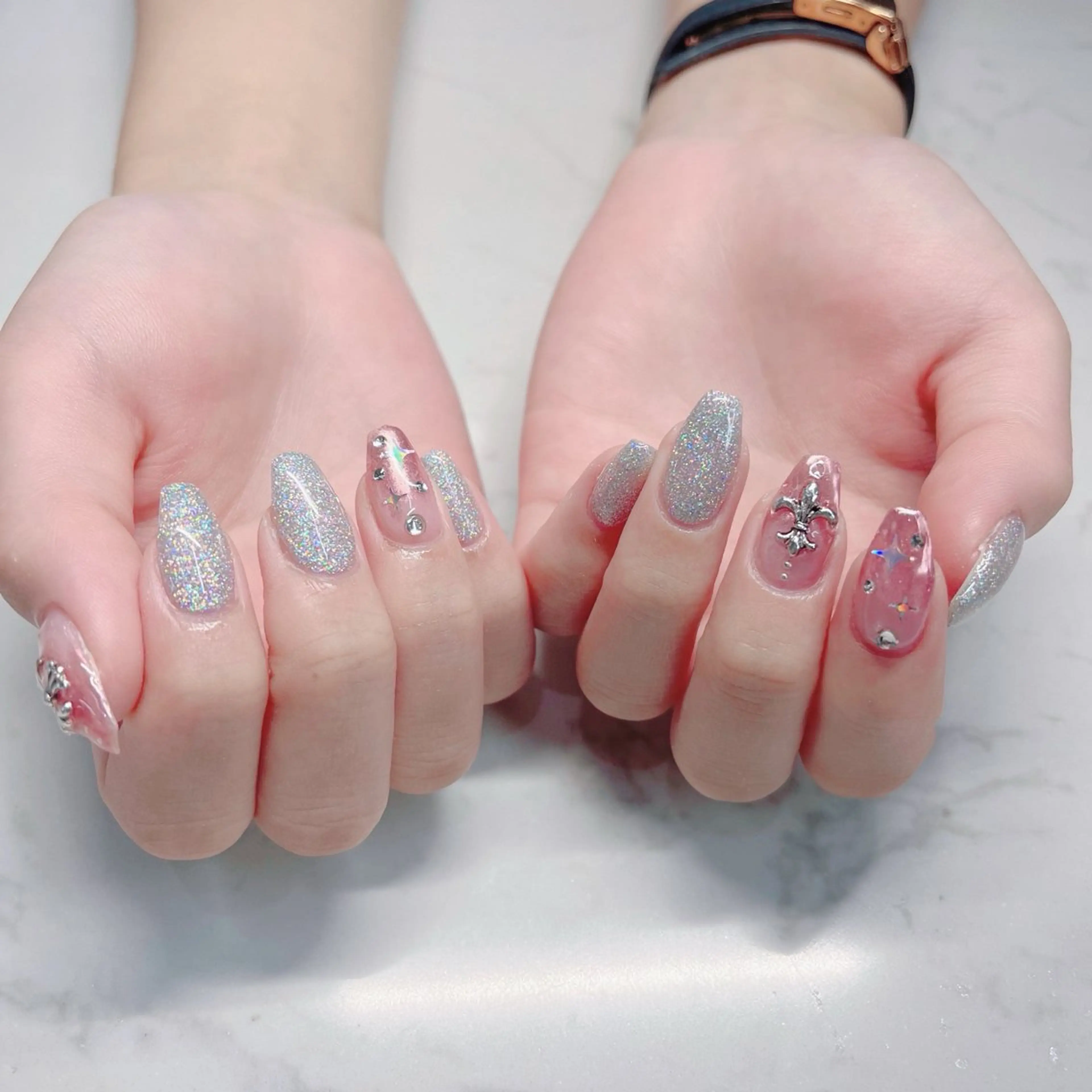 【オフなし】4本アート＋6本ワンカラー/¥3900☆300円パーツ迄無料☆の写真