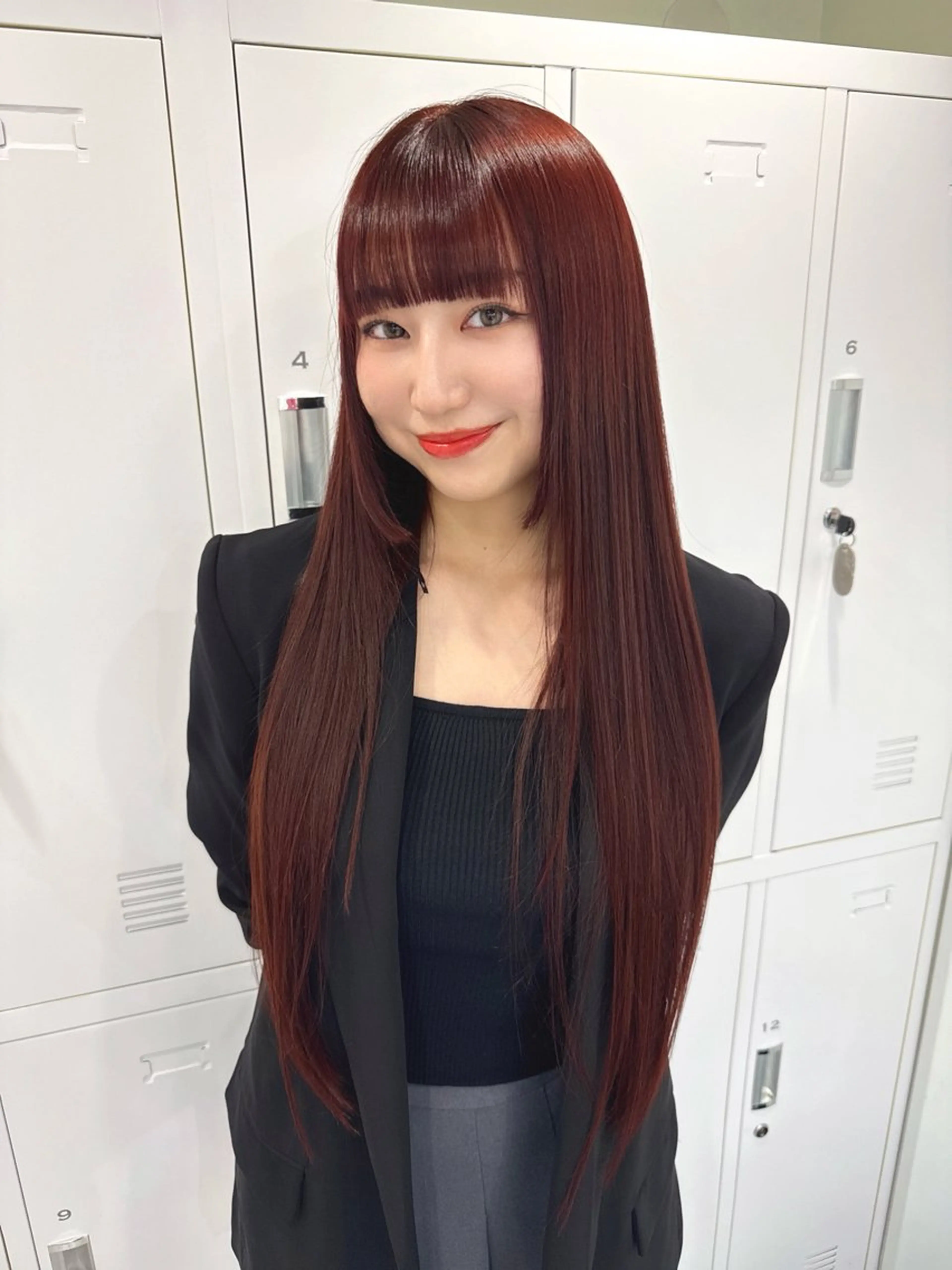 ロング カット ヘアカラー トリートメント Sayaka ii+Uのヘアスタイル