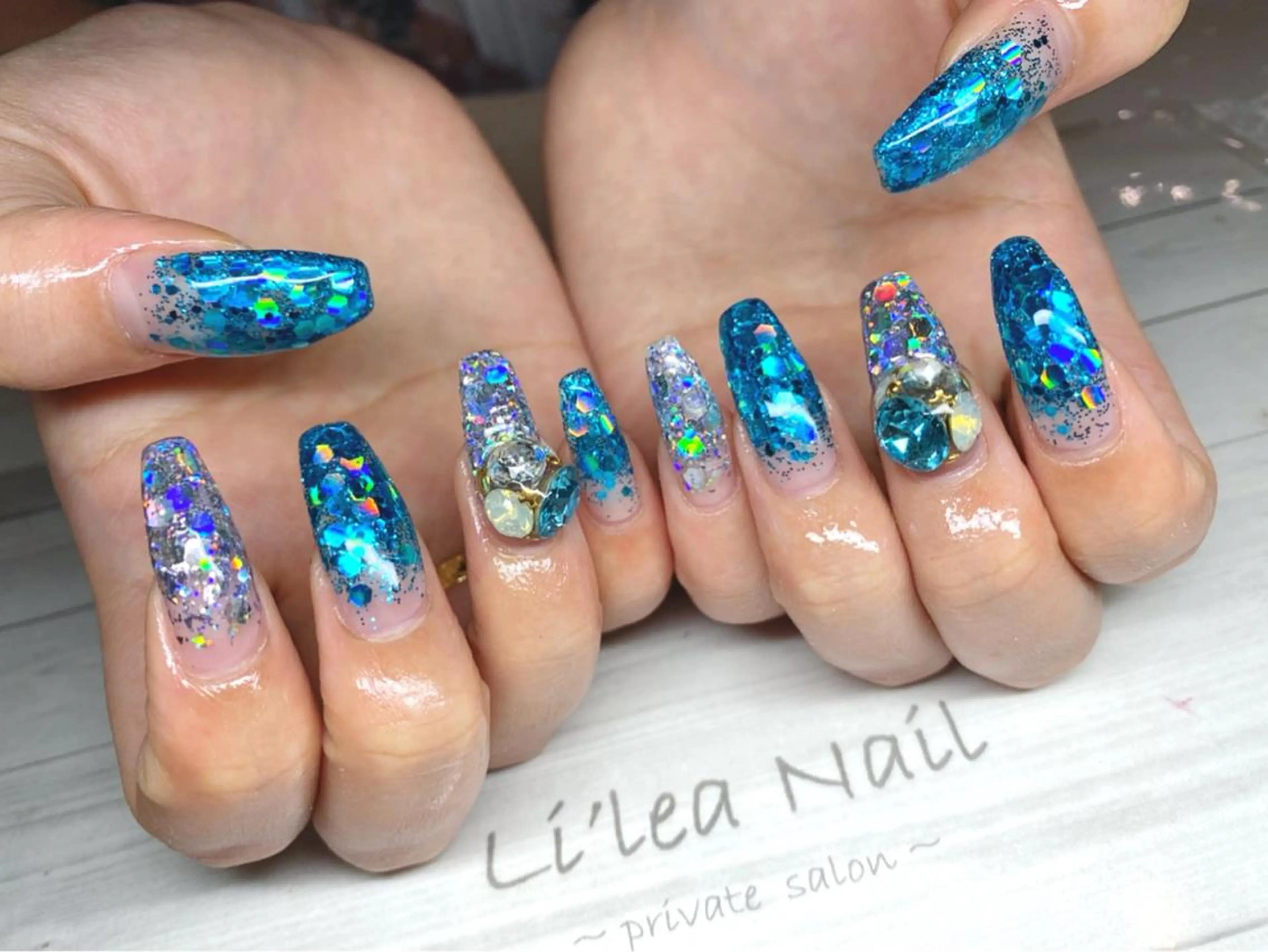 ネイル Li'leaNail AINAのネイルデザイン