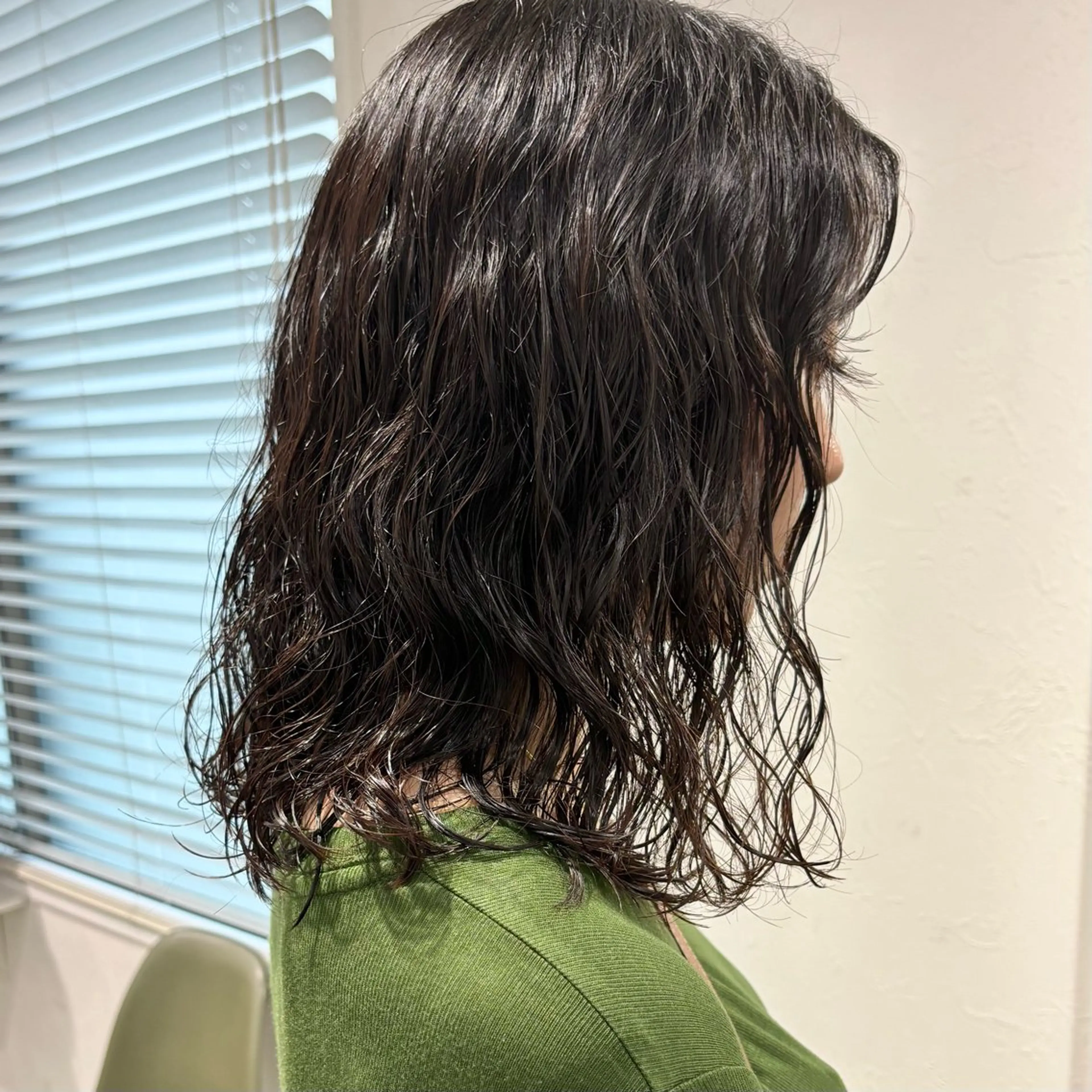 ミディアム パーマ 髪質改善ストレート /暖色カラー🎀🪞のヘアスタイル