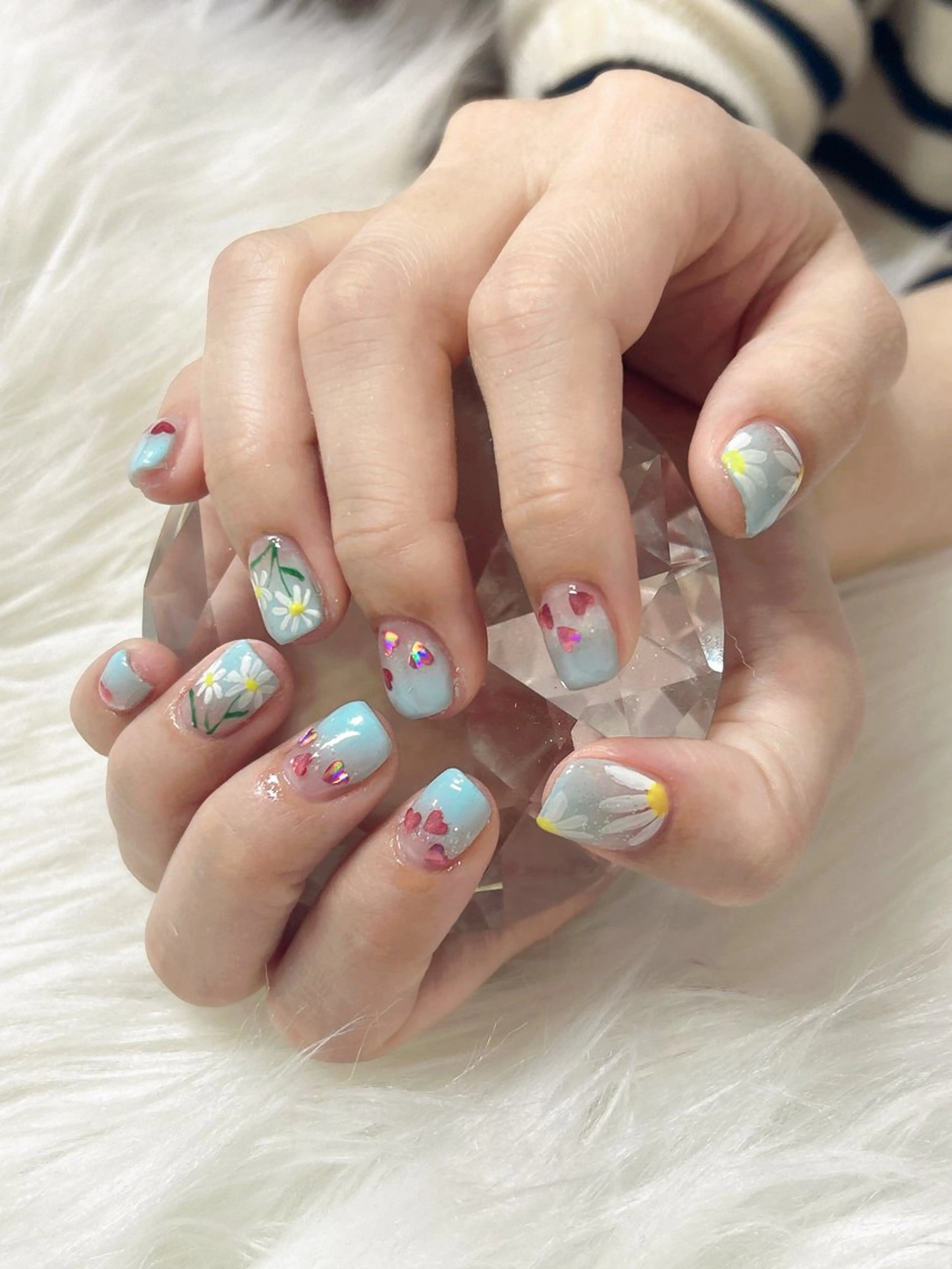 ネイル 持ち込み ハンドネイル Beauty　salon Alona所属・Nail salon Charmanteのネイルデザイン