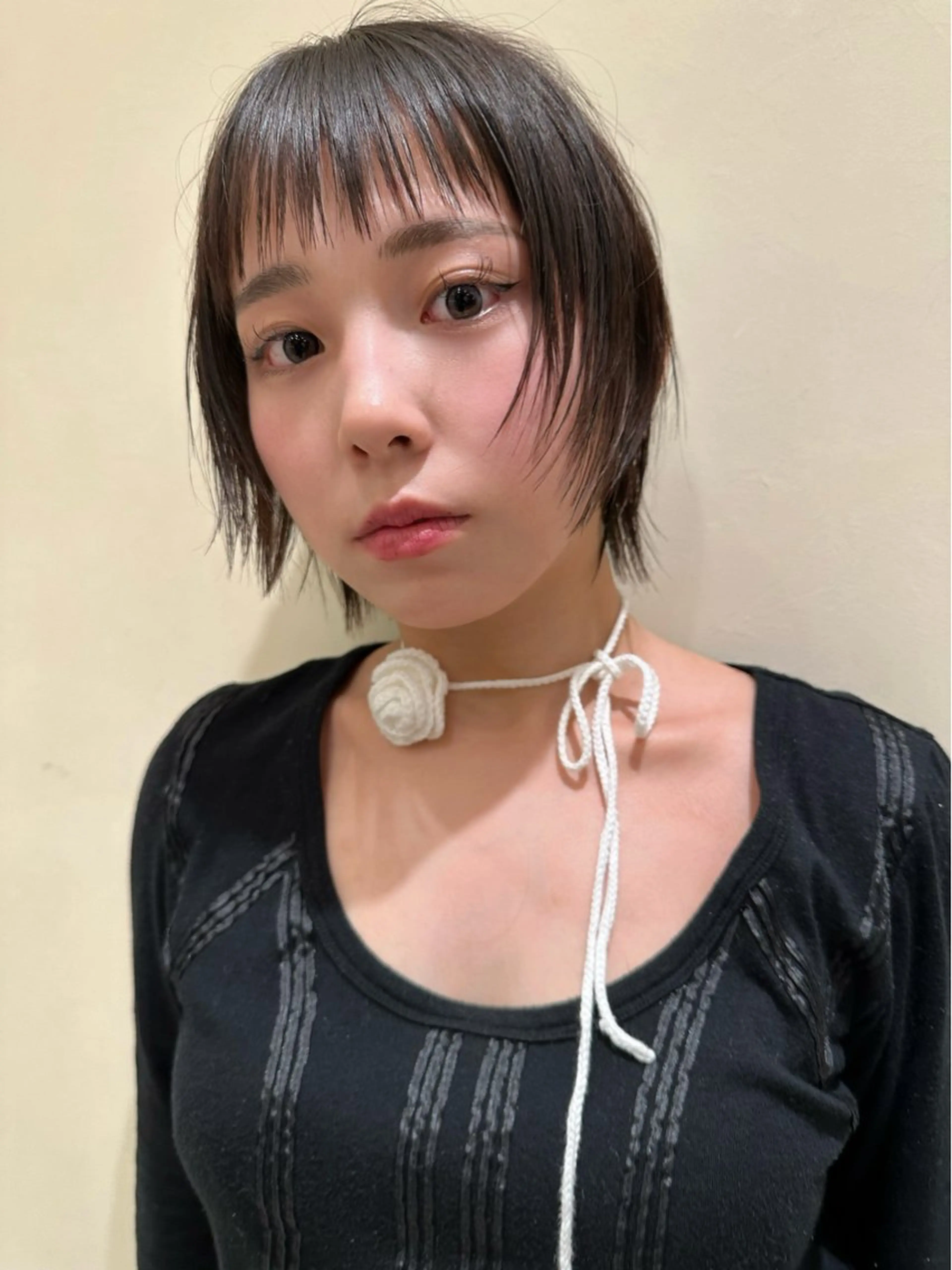 ショート レイヤーカット SALOWIN  梅田茶屋町店所属・梅田/ベージュカラー /ブリーチカラーのヘアスタイル