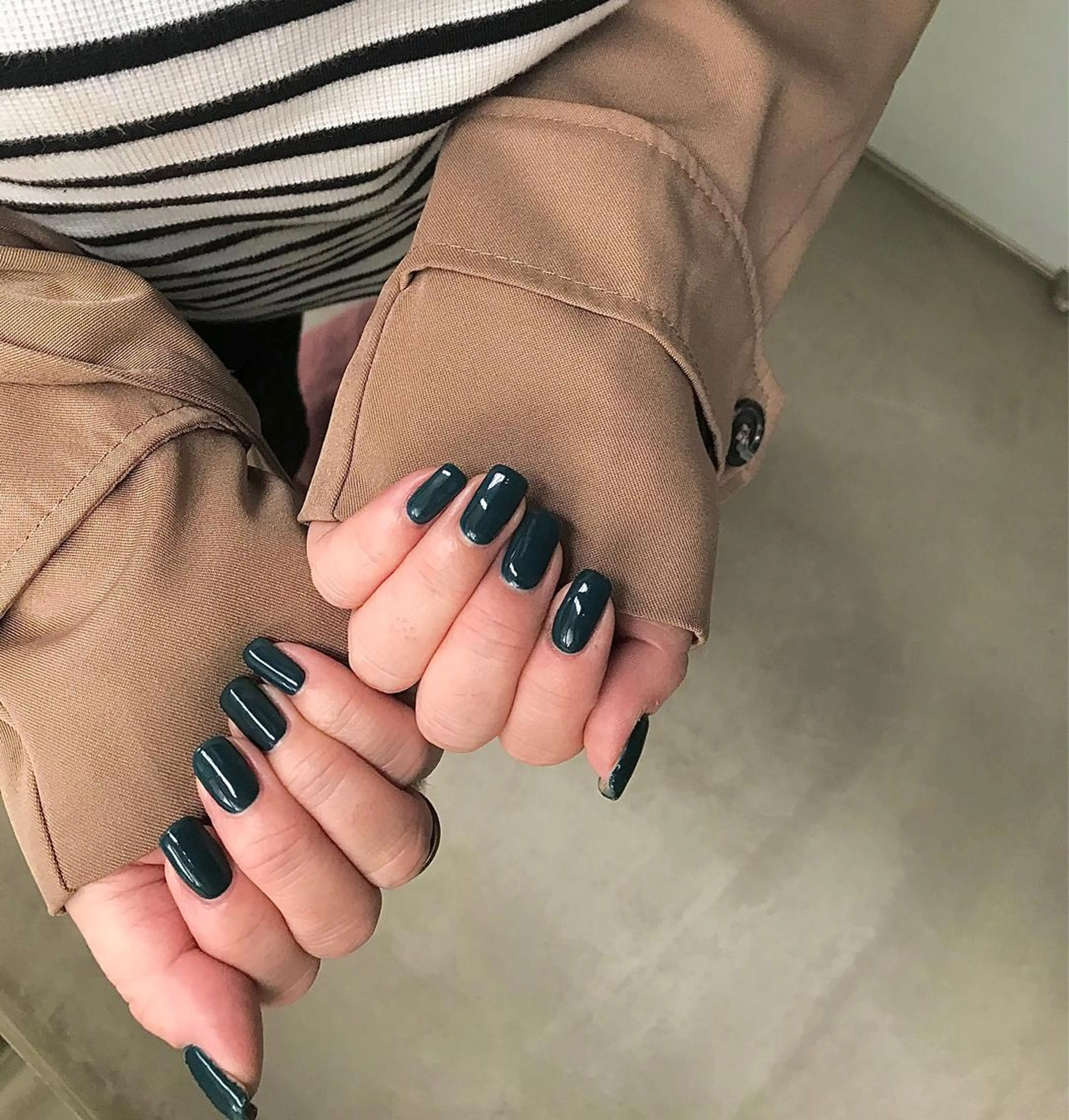 ショート カラー パーマ ヘアアレンジ メンズ キッズ ネイル マツエク・マツパ ネイビーカラー グリーン ネイビー ハンドネイル ハンドケア nail&eye Aoのマツエク・マツパデザイン